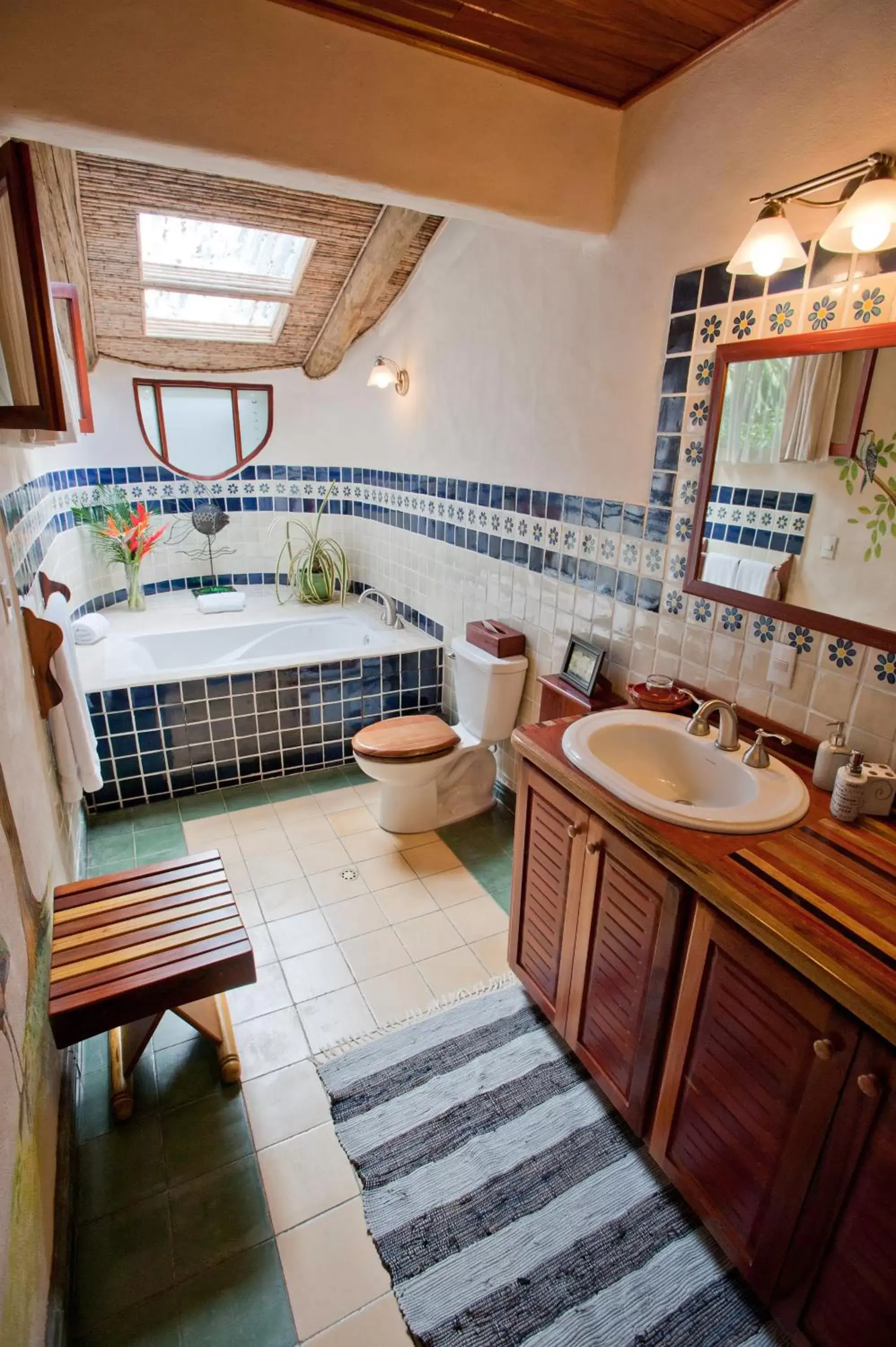 Bathroom in Finca Rosa Blanca Coffee Farm and Inn