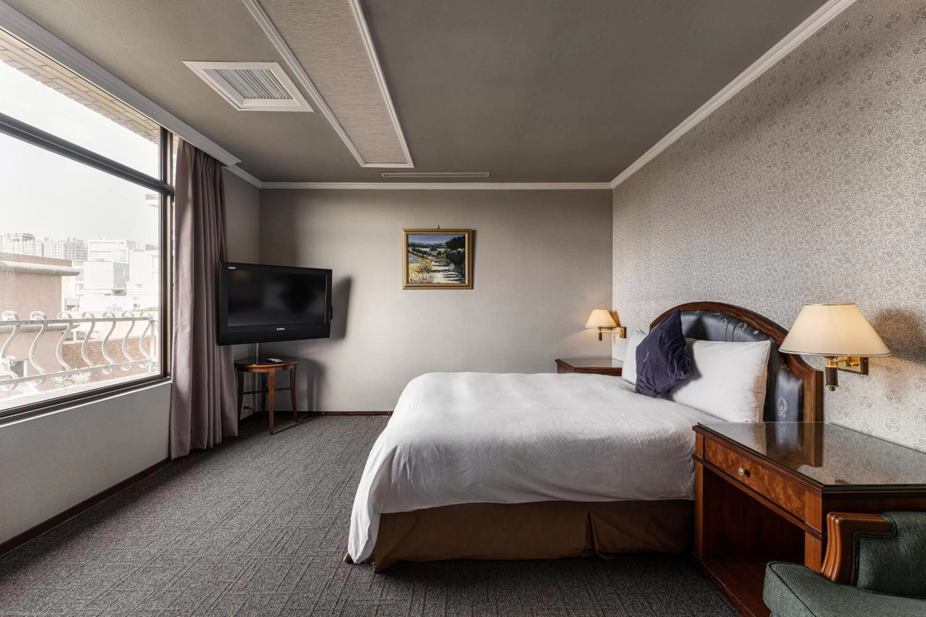 Bed in Hotel j-Metropolis