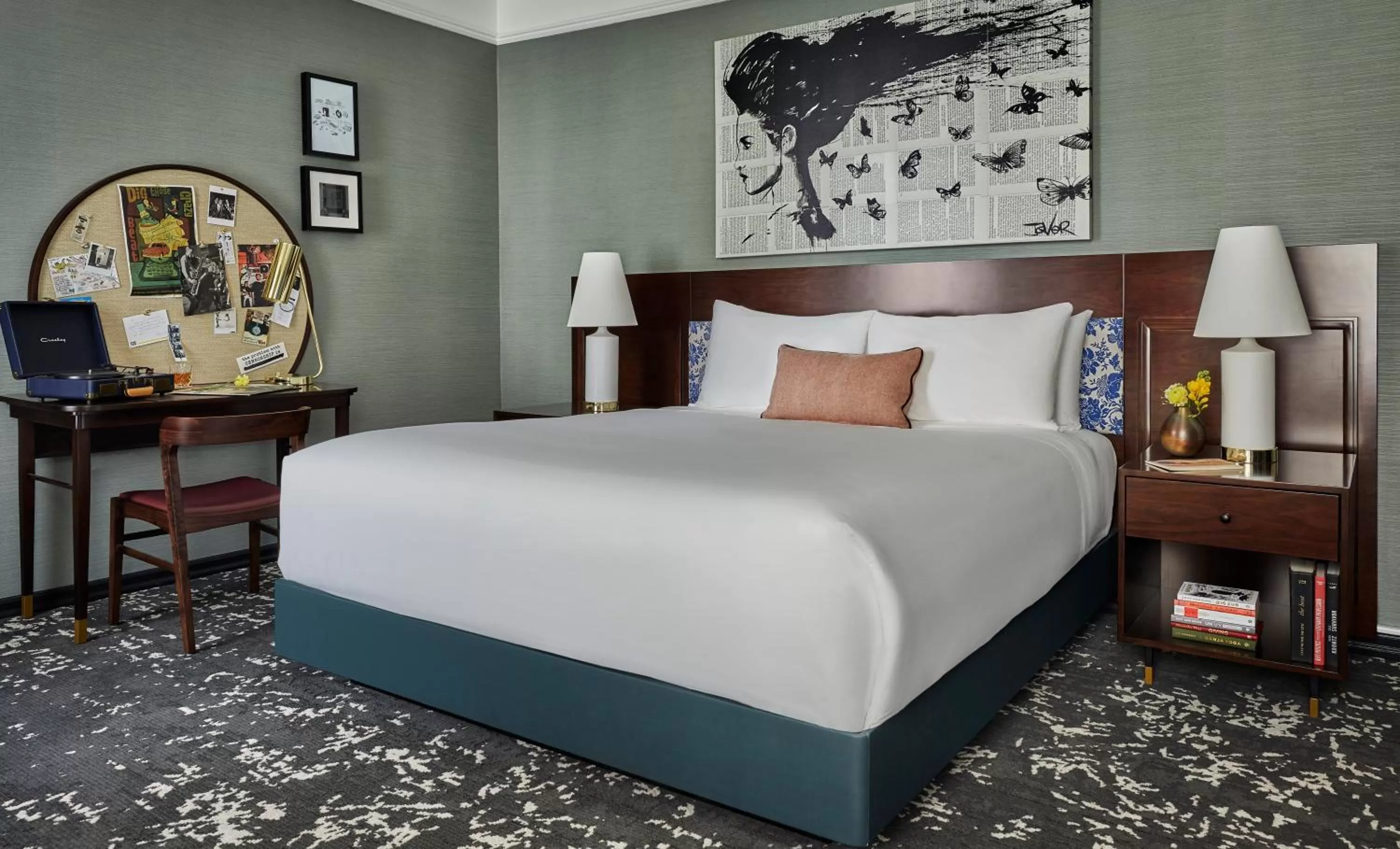 Bed in Hotel Emblem San Francisco