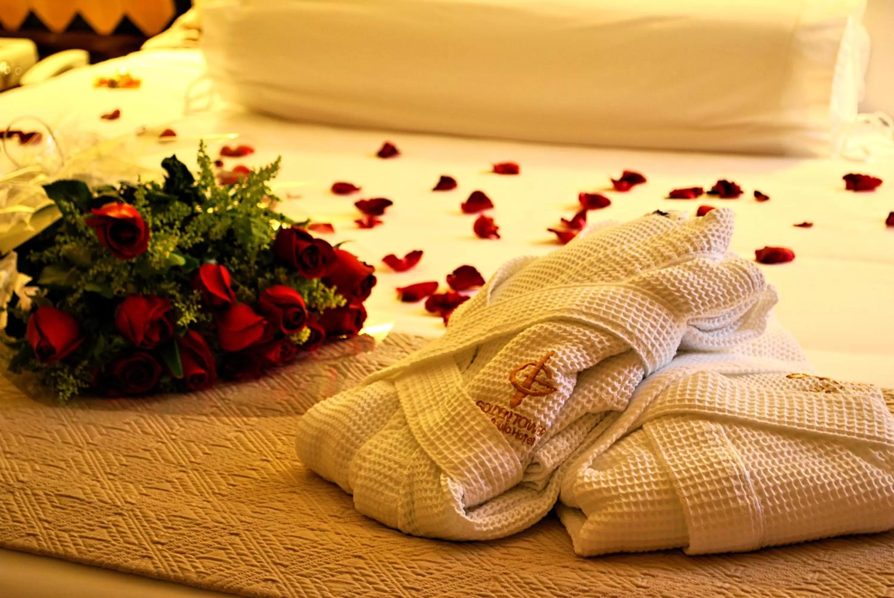 Bed in Golden Tower Pinheiros by Fênix Hotéis