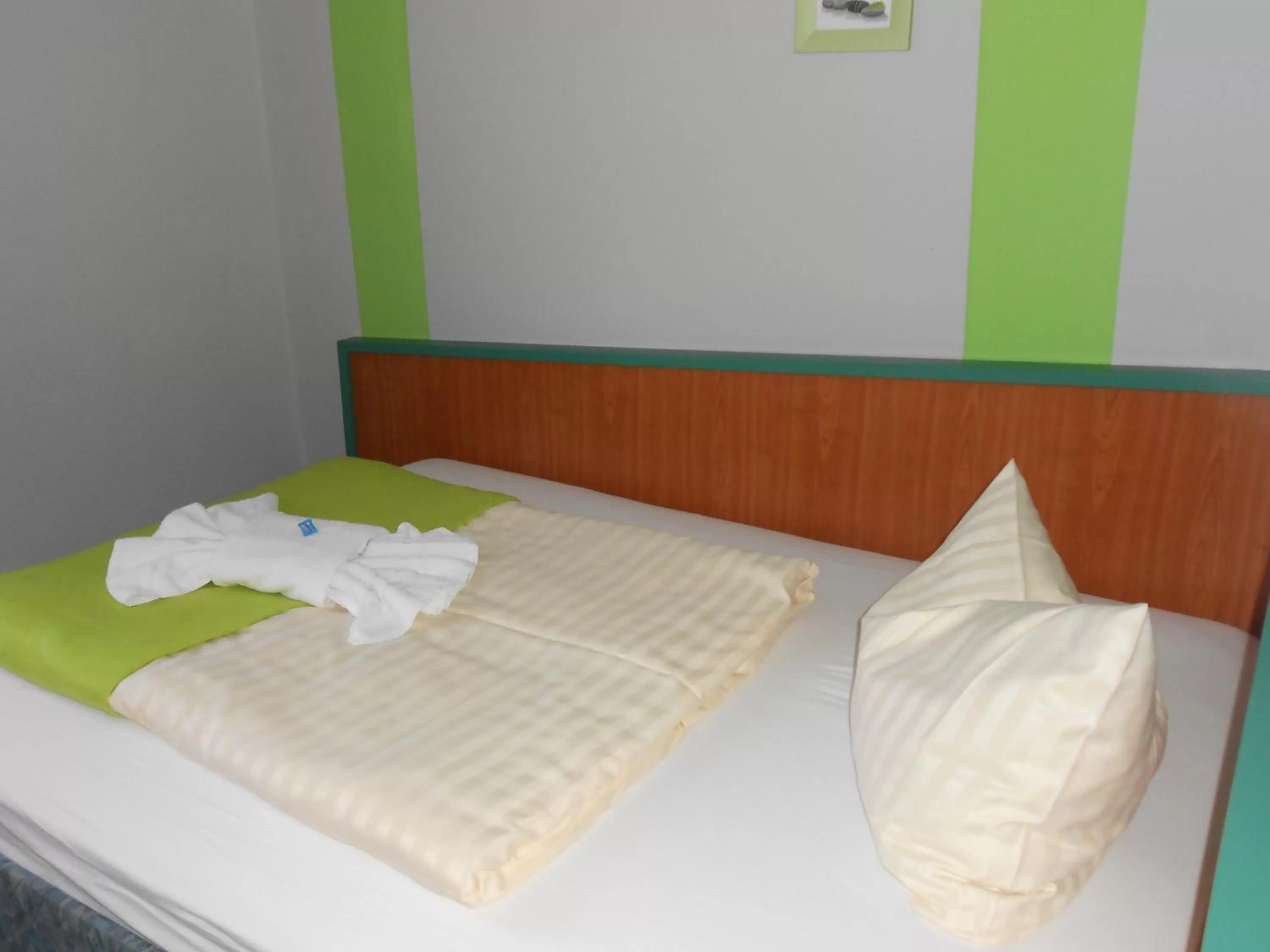 Photo of the whole room, Bed in GreenLine Ferienhotel Forelle