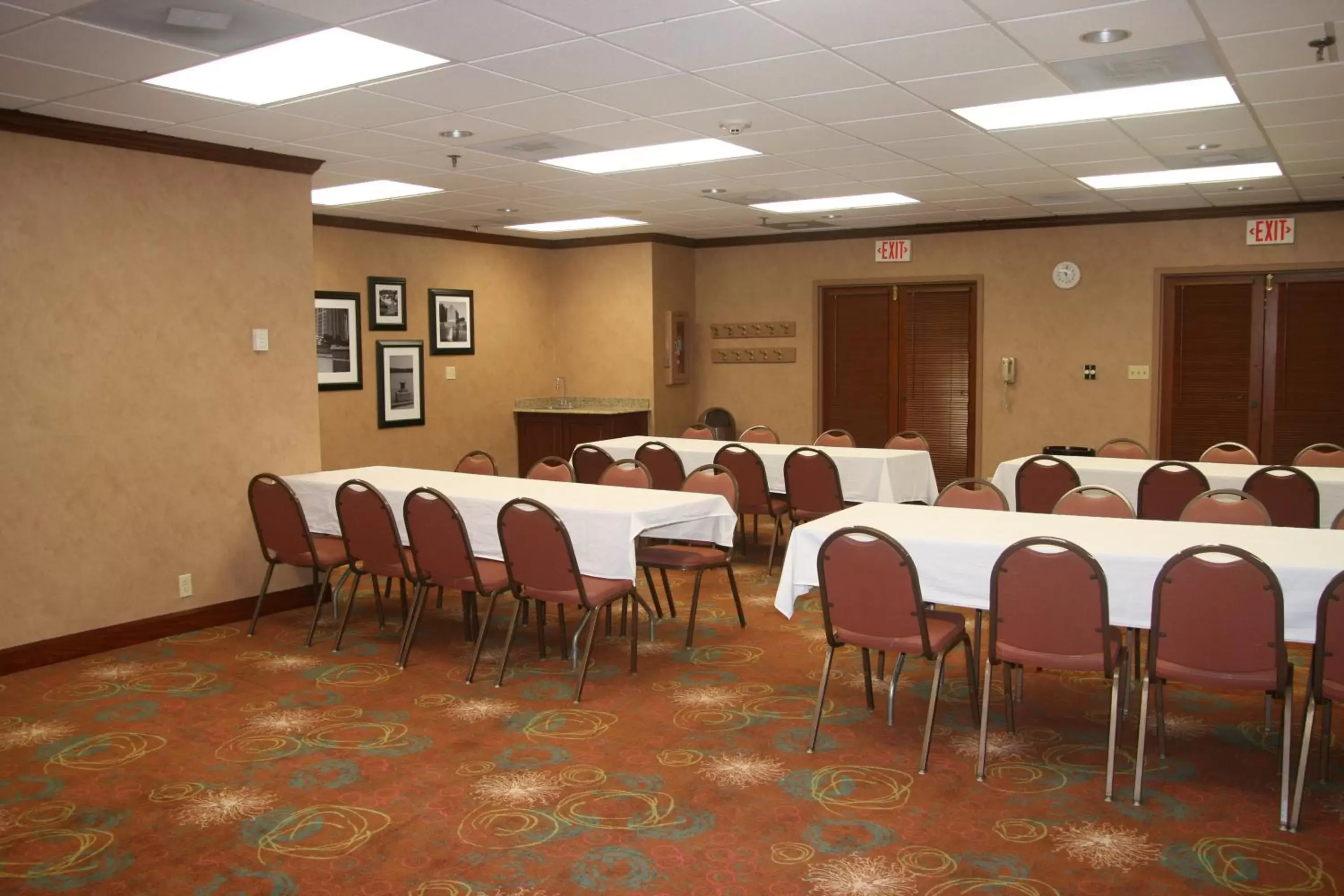 Banquet/Function facilities in Auburn Place Hotel & Suites Cape Girardeau