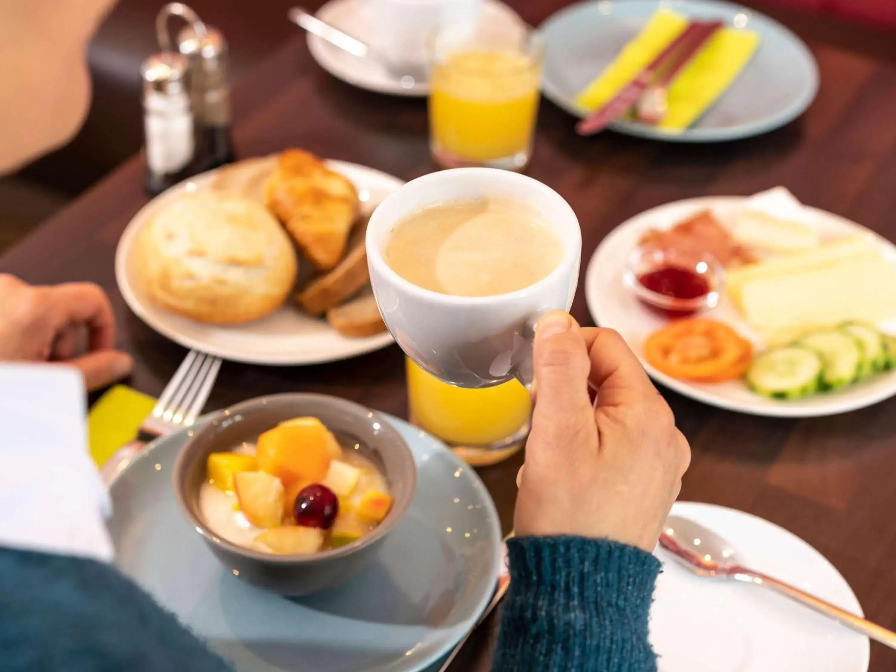 Breakfast in ibis Styles Hamburg Alster City