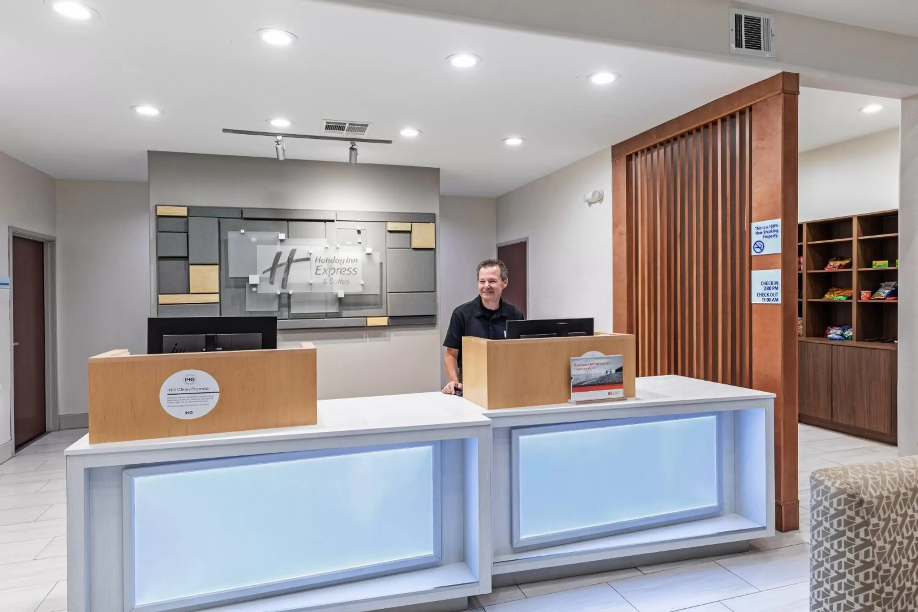 Property building in Holiday Inn Express Hotel & Suites Vidor South by IHG Property building in Holiday Inn Express Hotel & Suites Vidor South by IHG