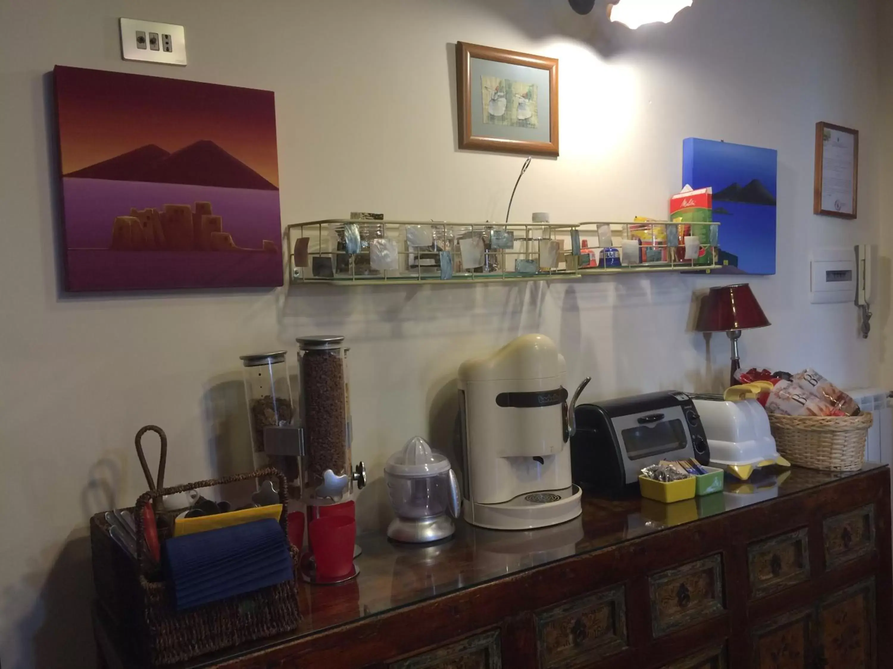 Coffee/tea facilities, Kitchen/Kitchenette in B&B Casamiranapoli