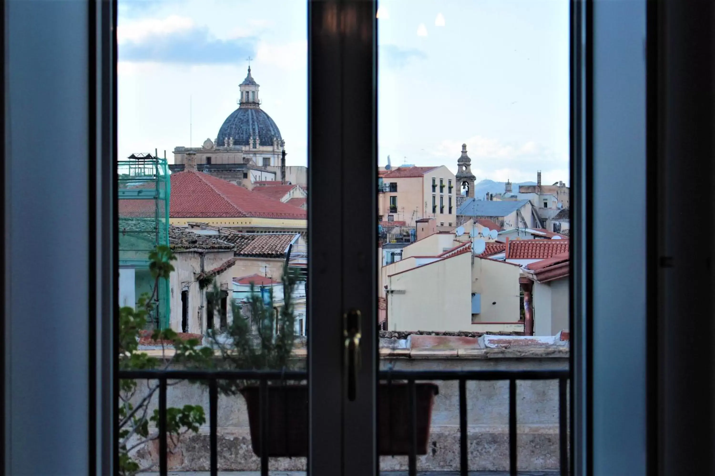 City view in La Via delle Biciclette