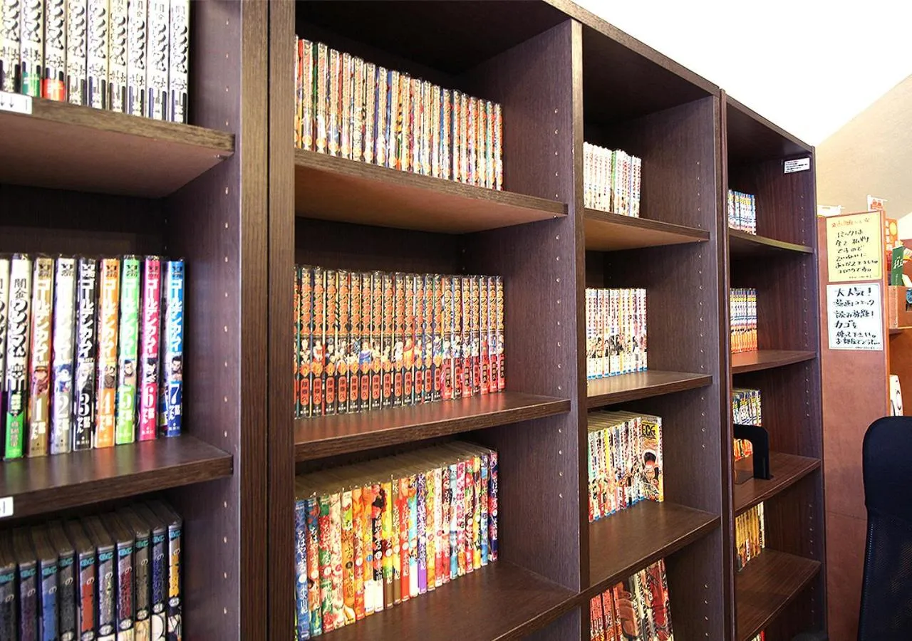Library in Royal Inn Shinyamaguchi Ekimae