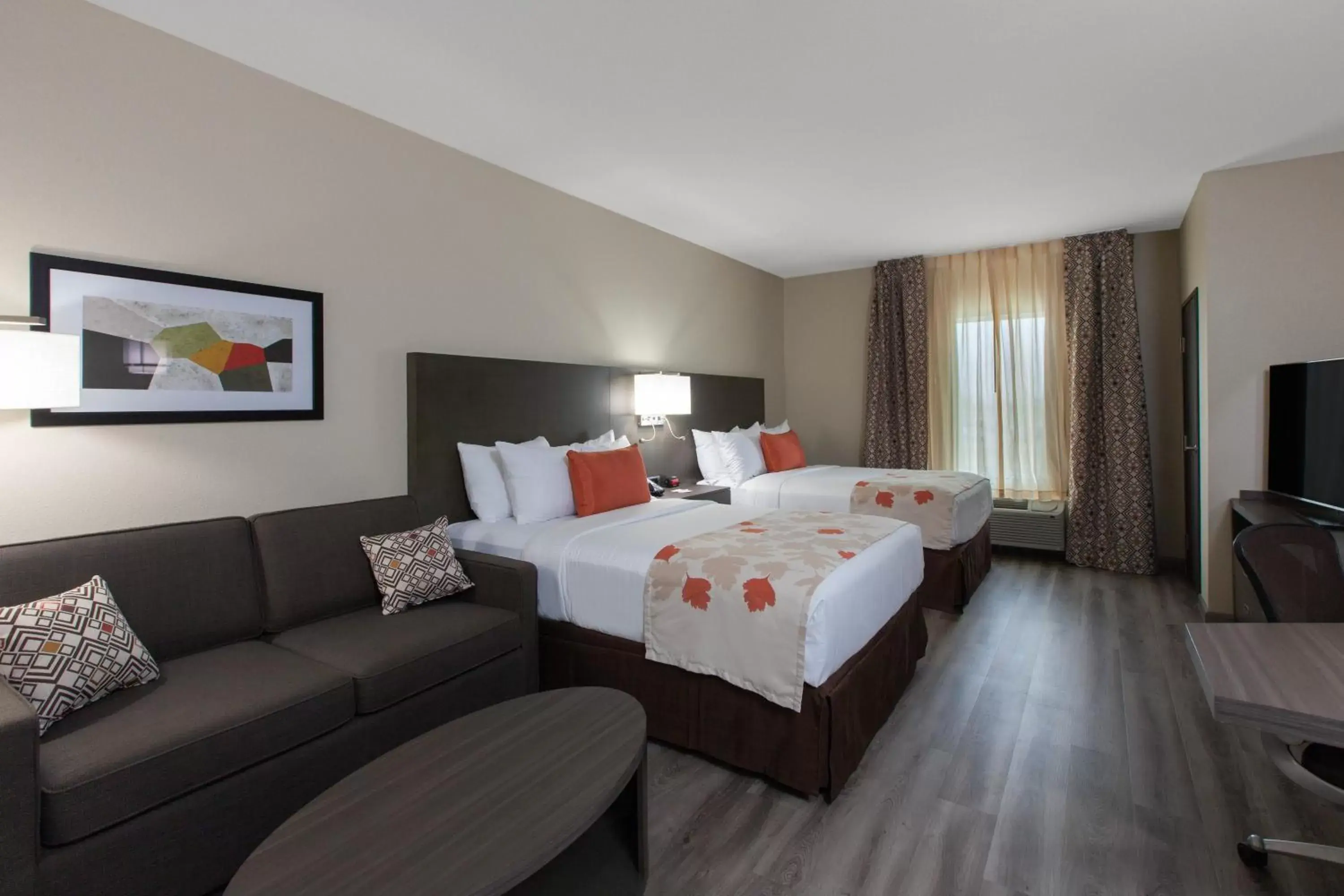 Bed in Hawthorn Suites By Wyndham Odessa