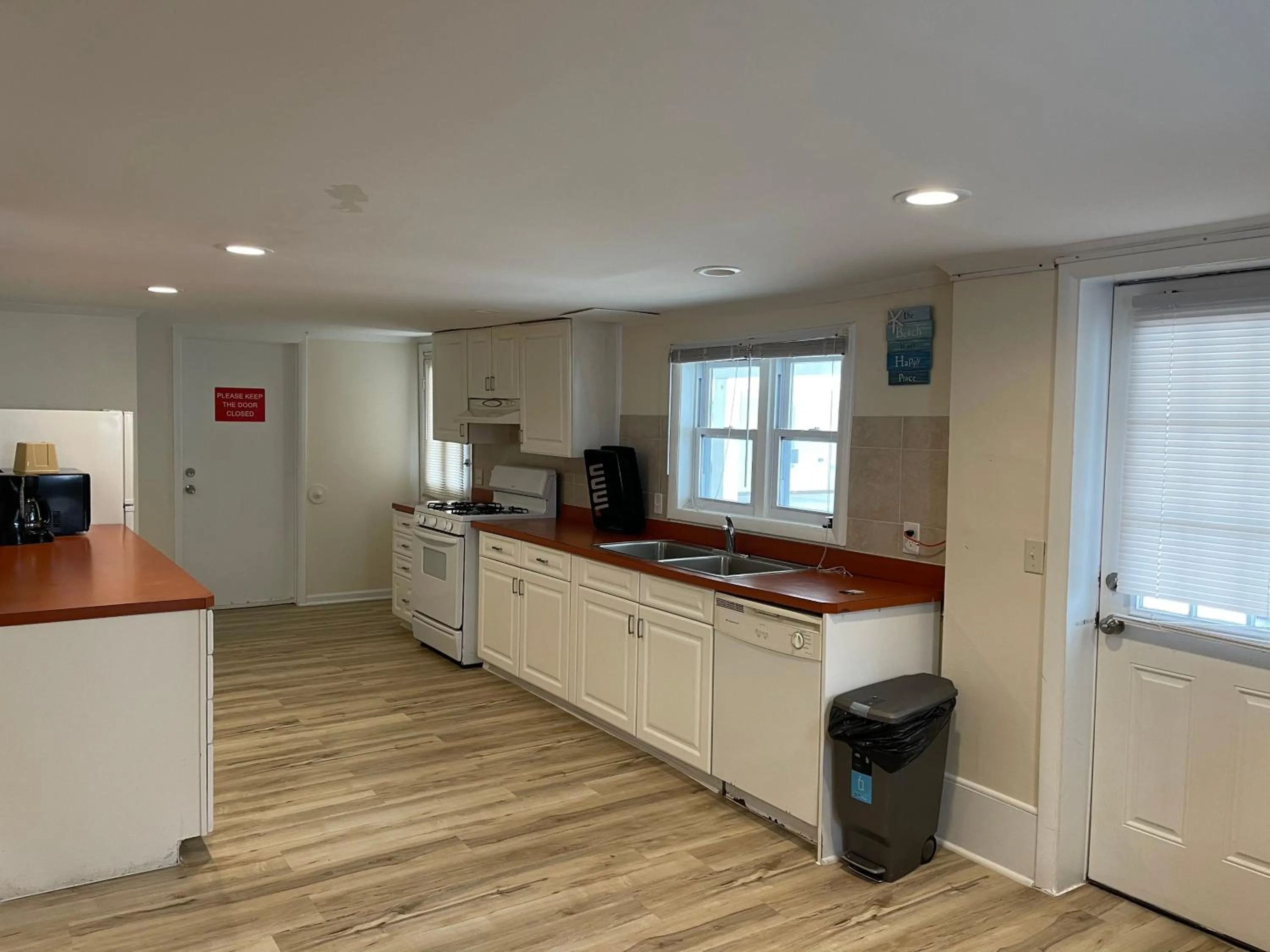 Wildwood Inn Hotel Beach & Boardwalk