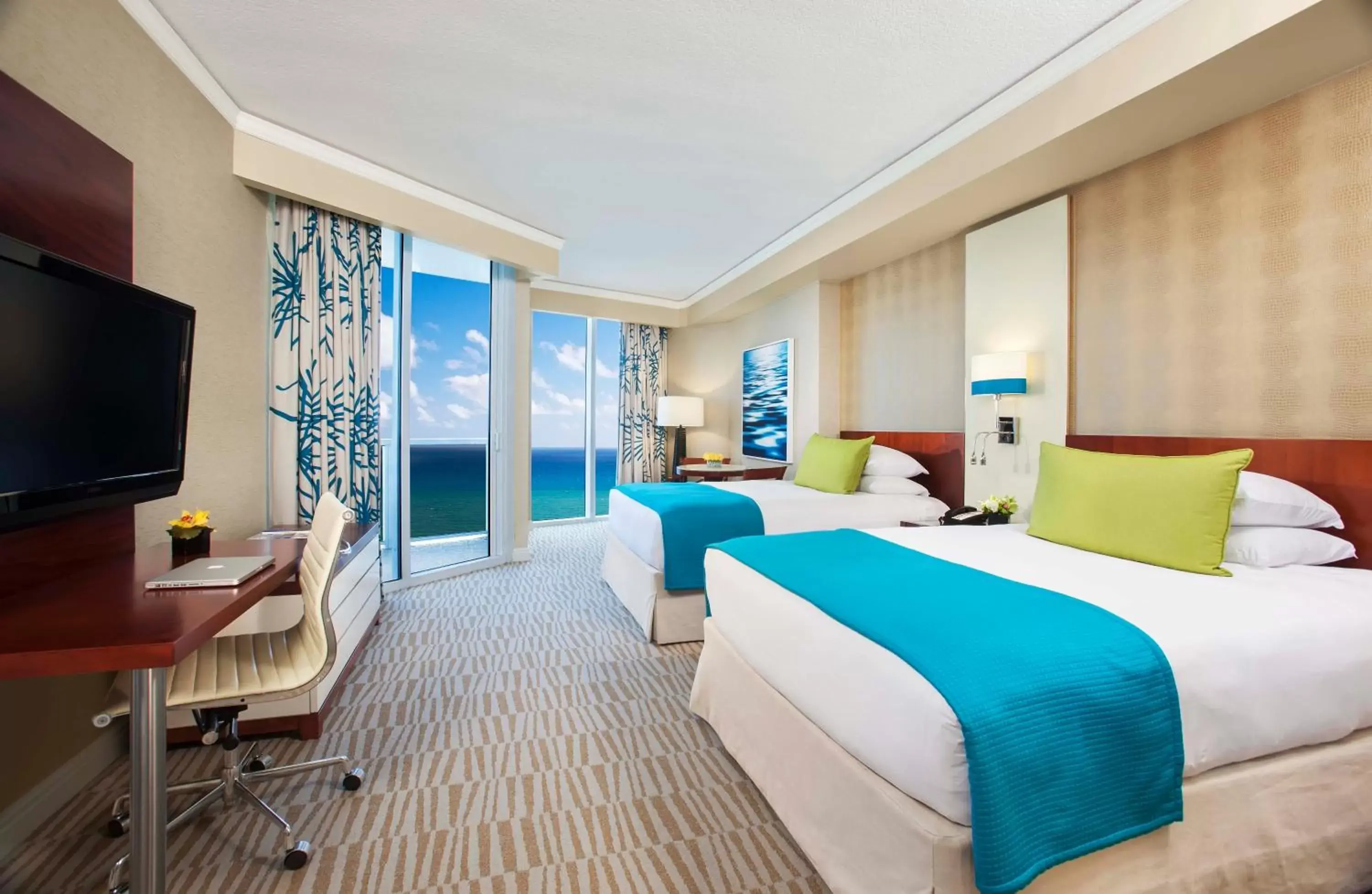 Bed in Trump International Beach Resort - Sunny Isles Beach