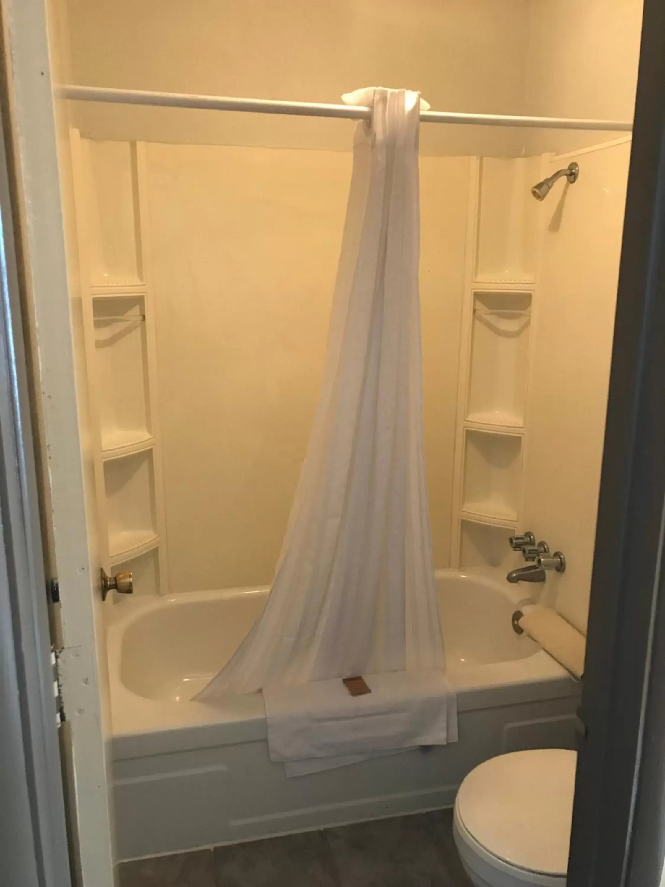 Bathroom in Travelodge by Wyndham Evanston