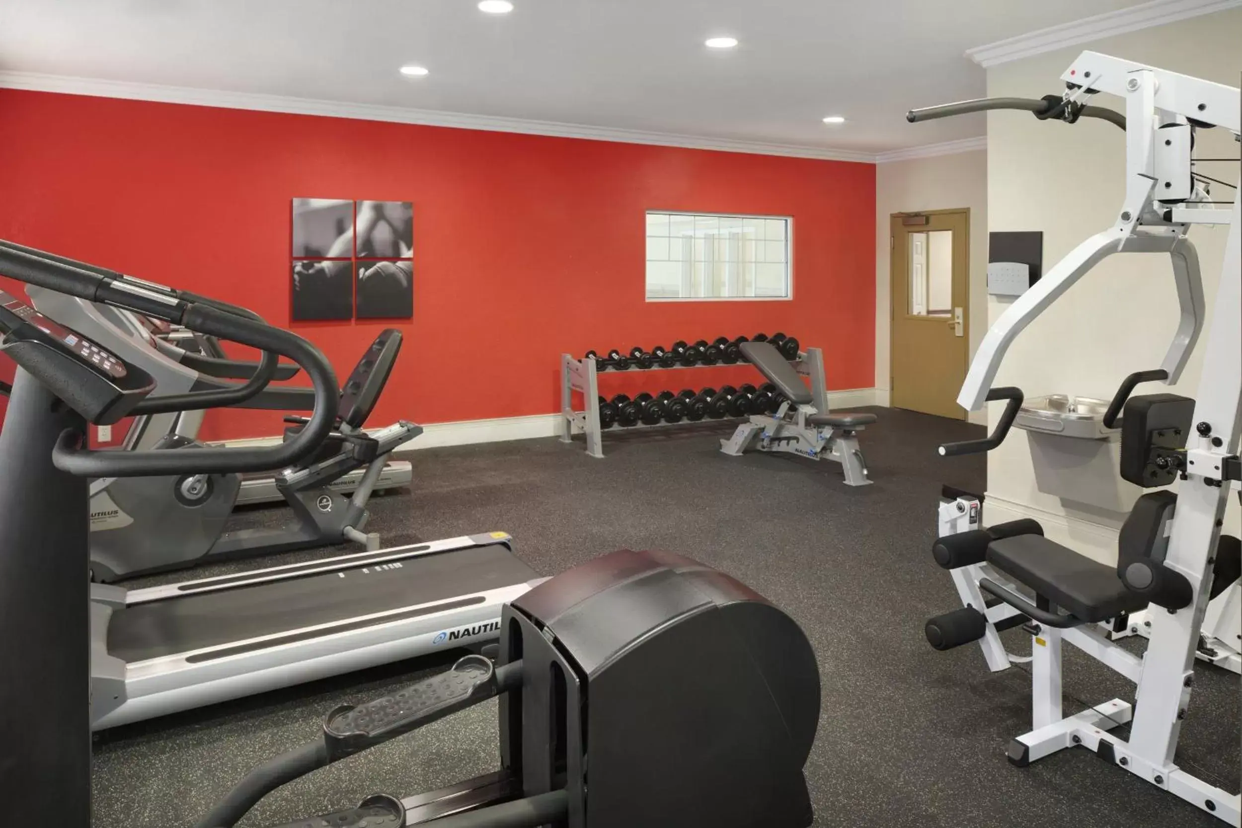 Fitness centre/facilities, Fitness Center/Facilities in Country Inn & Suites by Radisson, Champaign North, IL