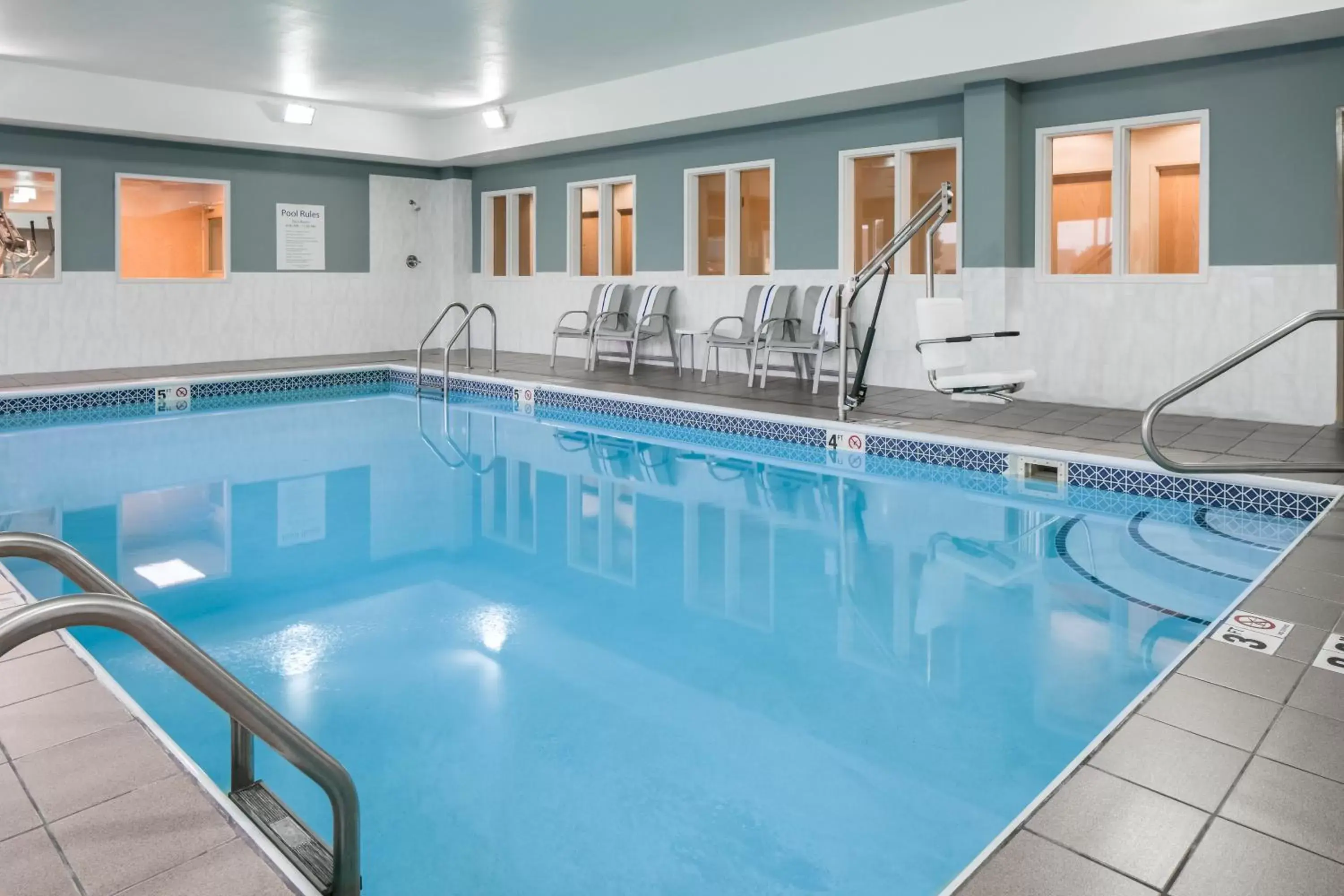 Swimming Pool in Holiday Inn Express & Suites Clinton, an IHG Hotel