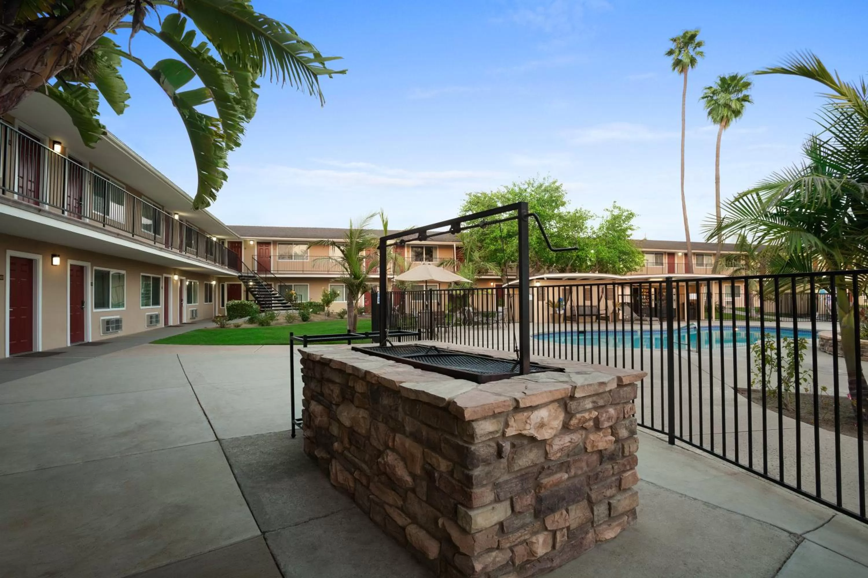 BBQ facilities in Travelodge by Wyndham Santa Maria