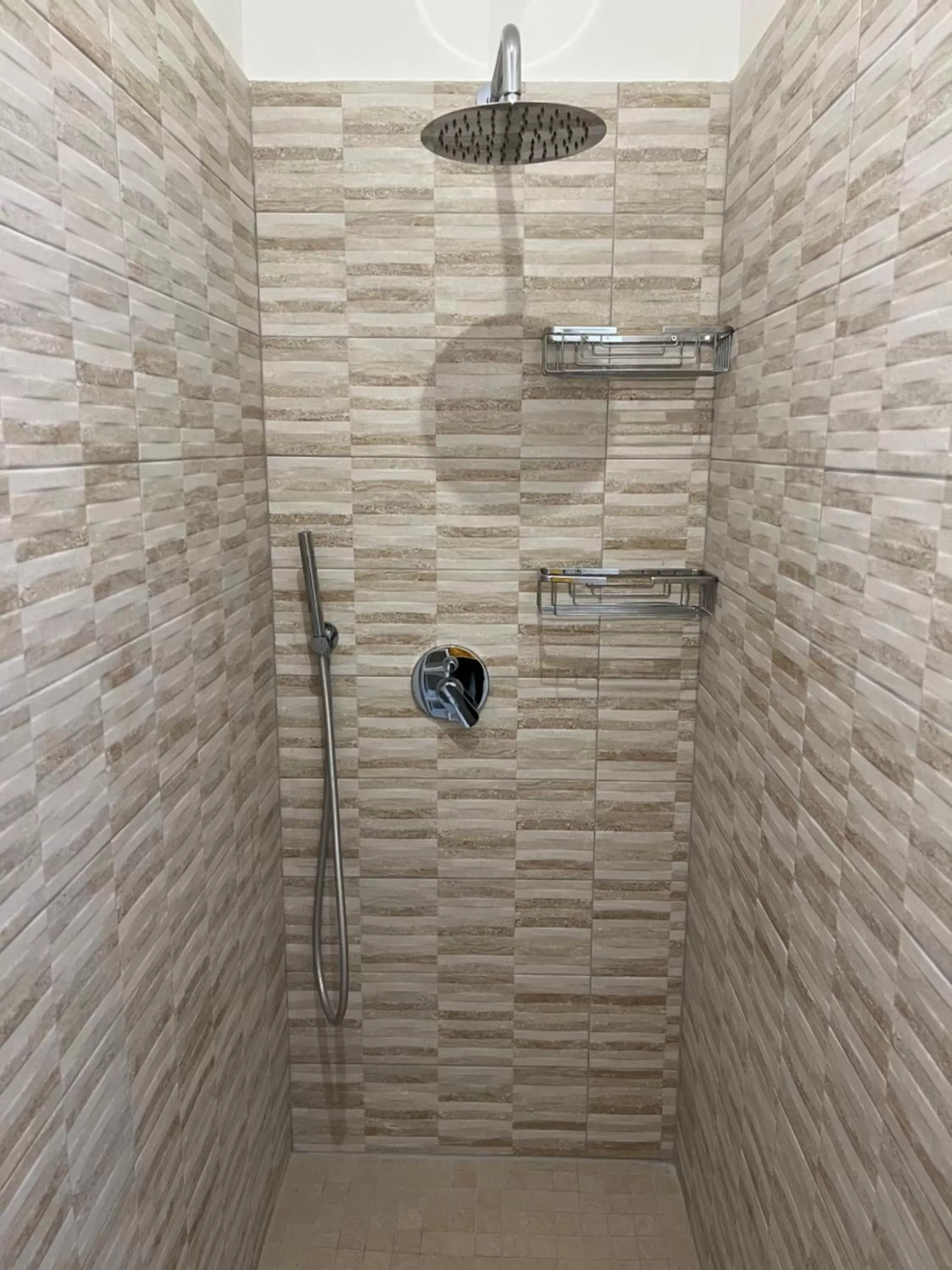 Shower, Bathroom in Bellavista