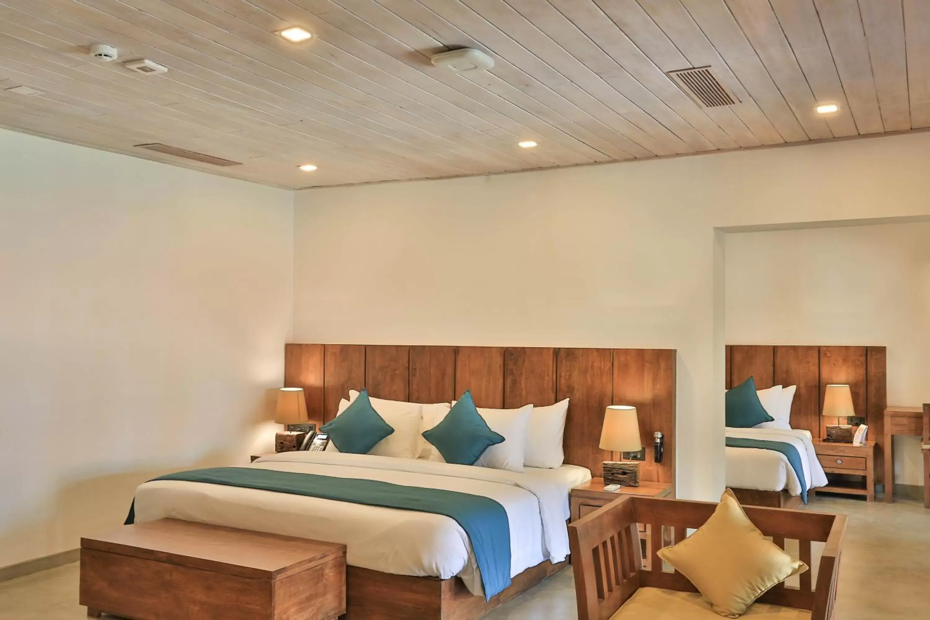 Bed in Regenta Arie Lagoon Negombo