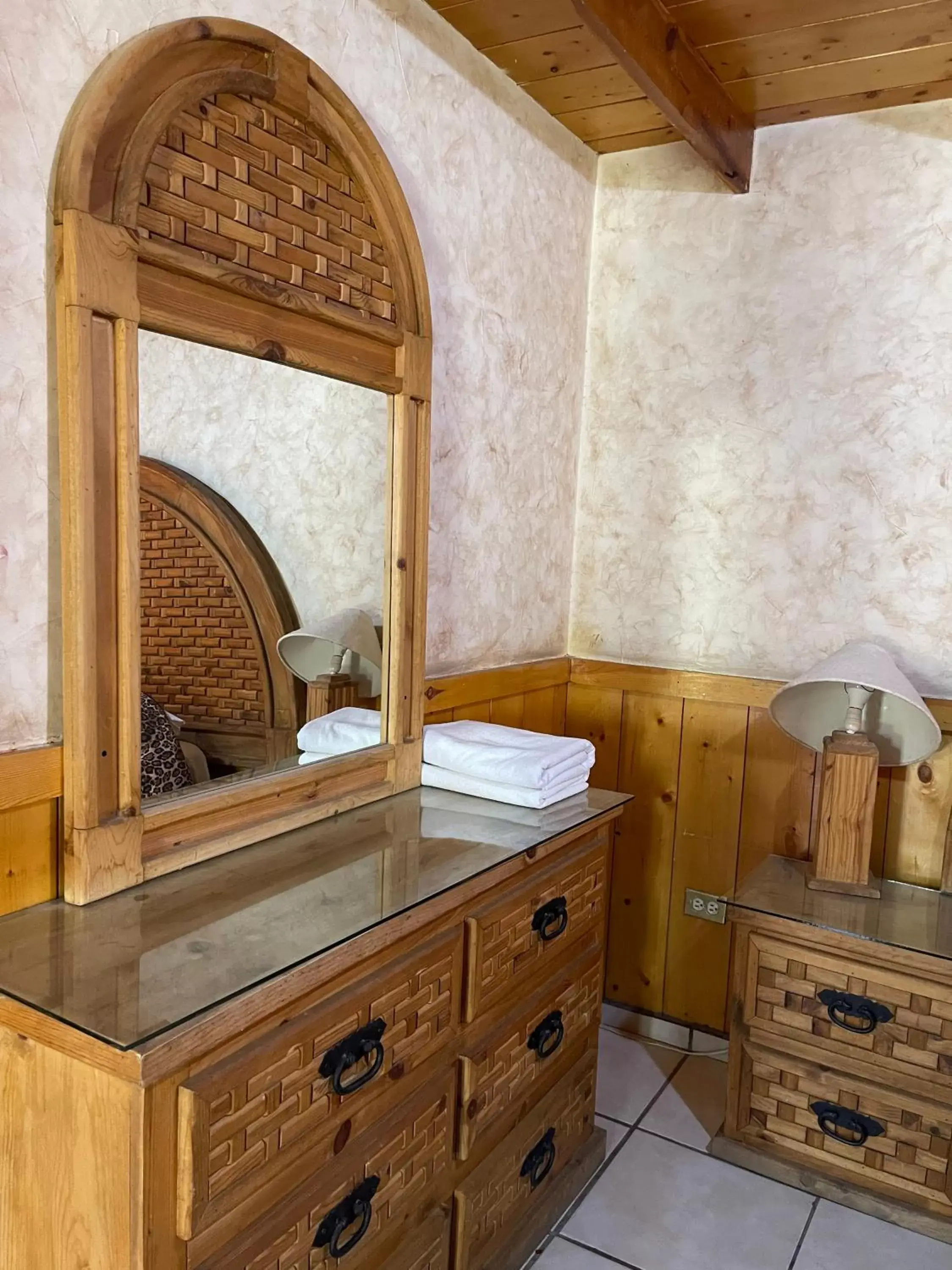 Bedroom, Bathroom in Hotel Pueblo Viejo