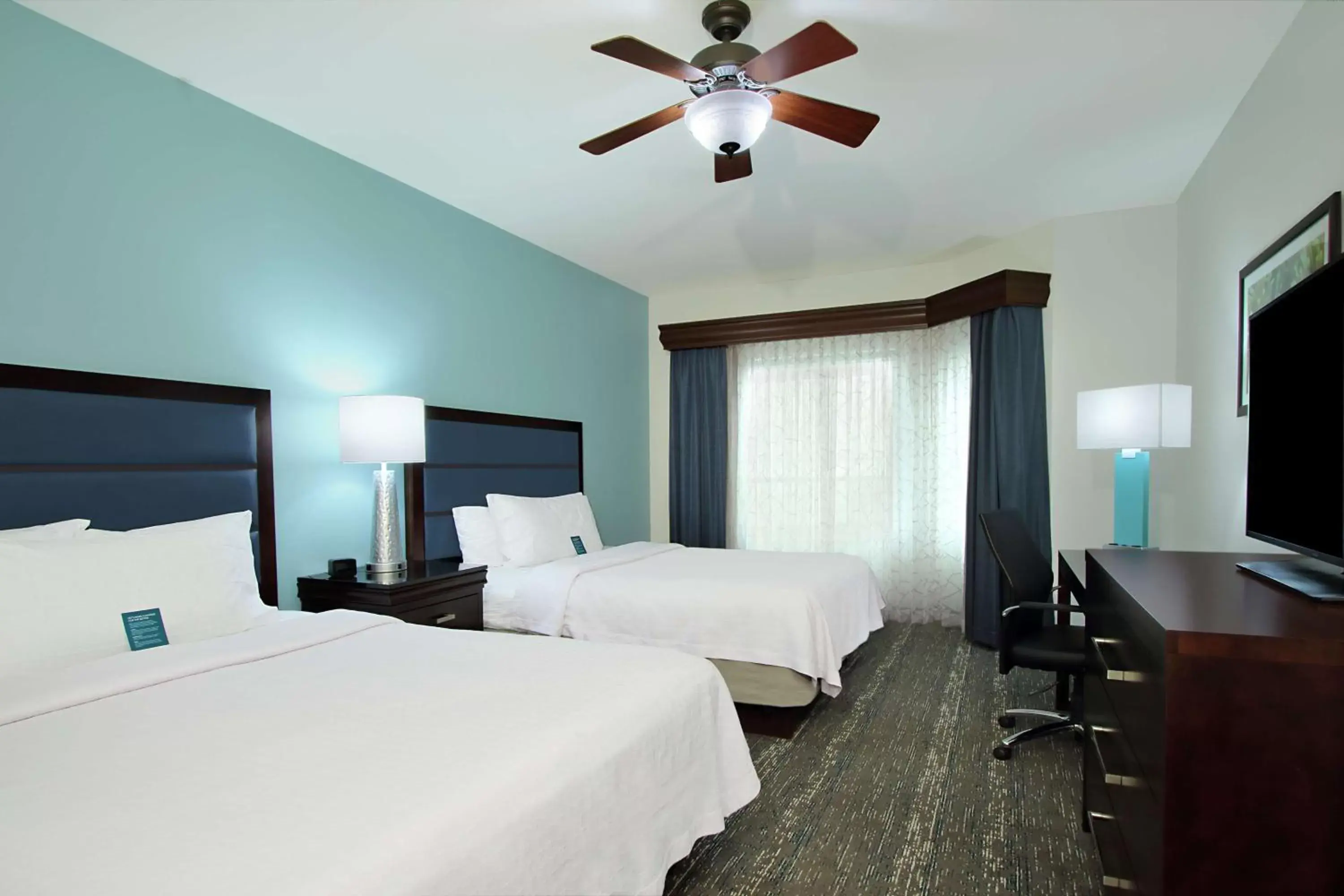 Bed in Homewood Suites by Hilton Fort Lauderdale Airport-Cruise Port