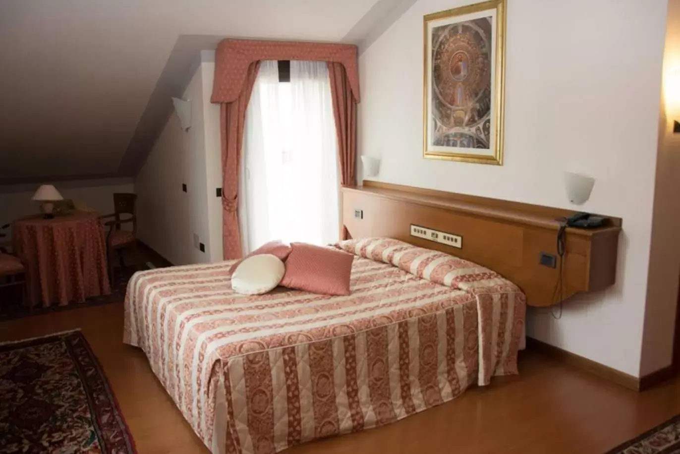 Bed in Hotel Piroga Padova