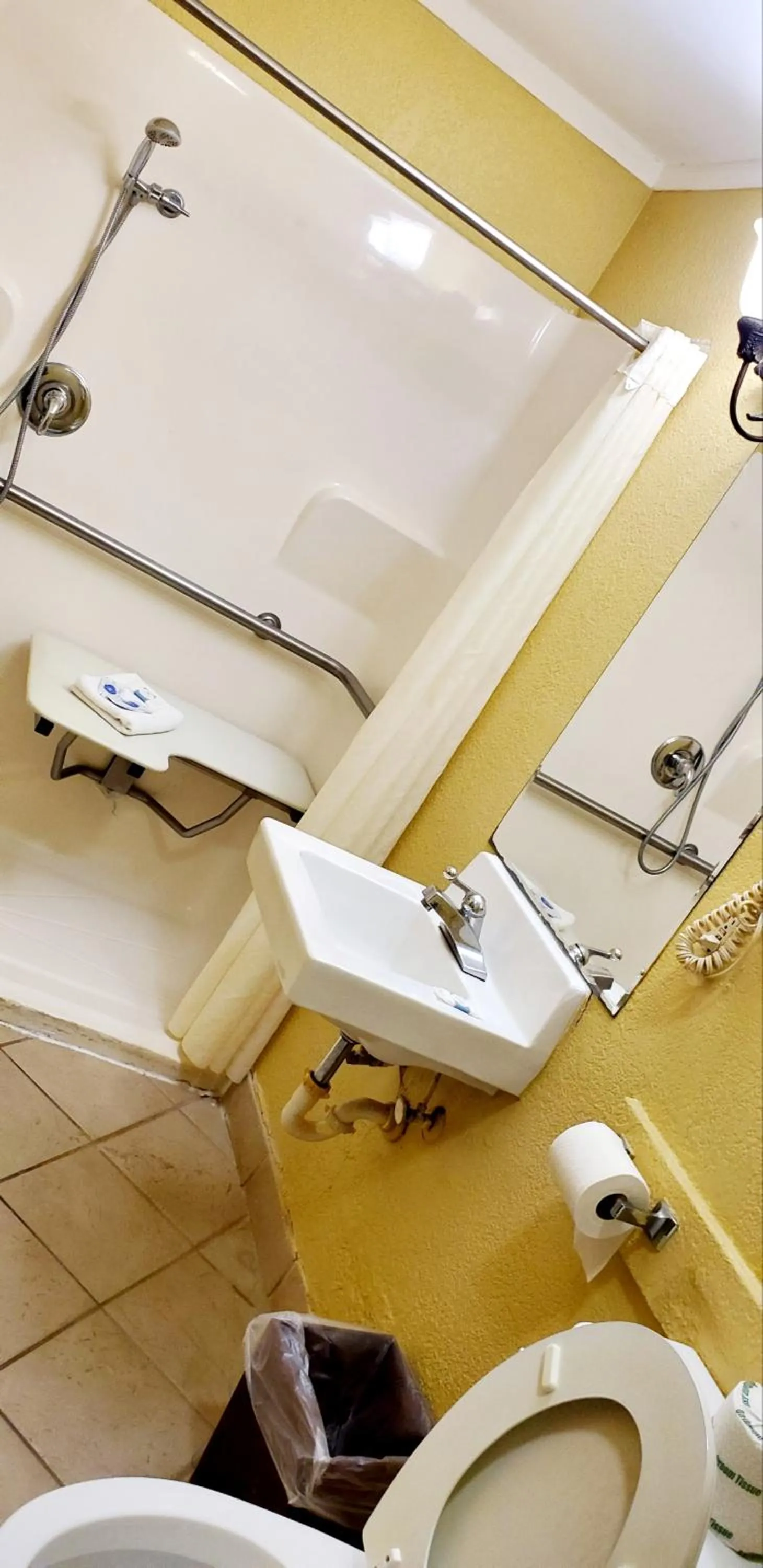 Bathroom in Sweet Dream Inn