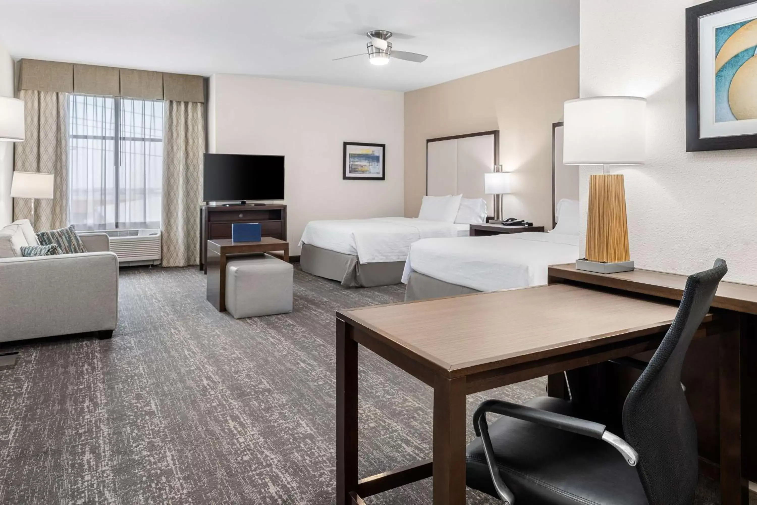 Bedroom, Seating Area in Homewood Suites By Hilton San Marcos