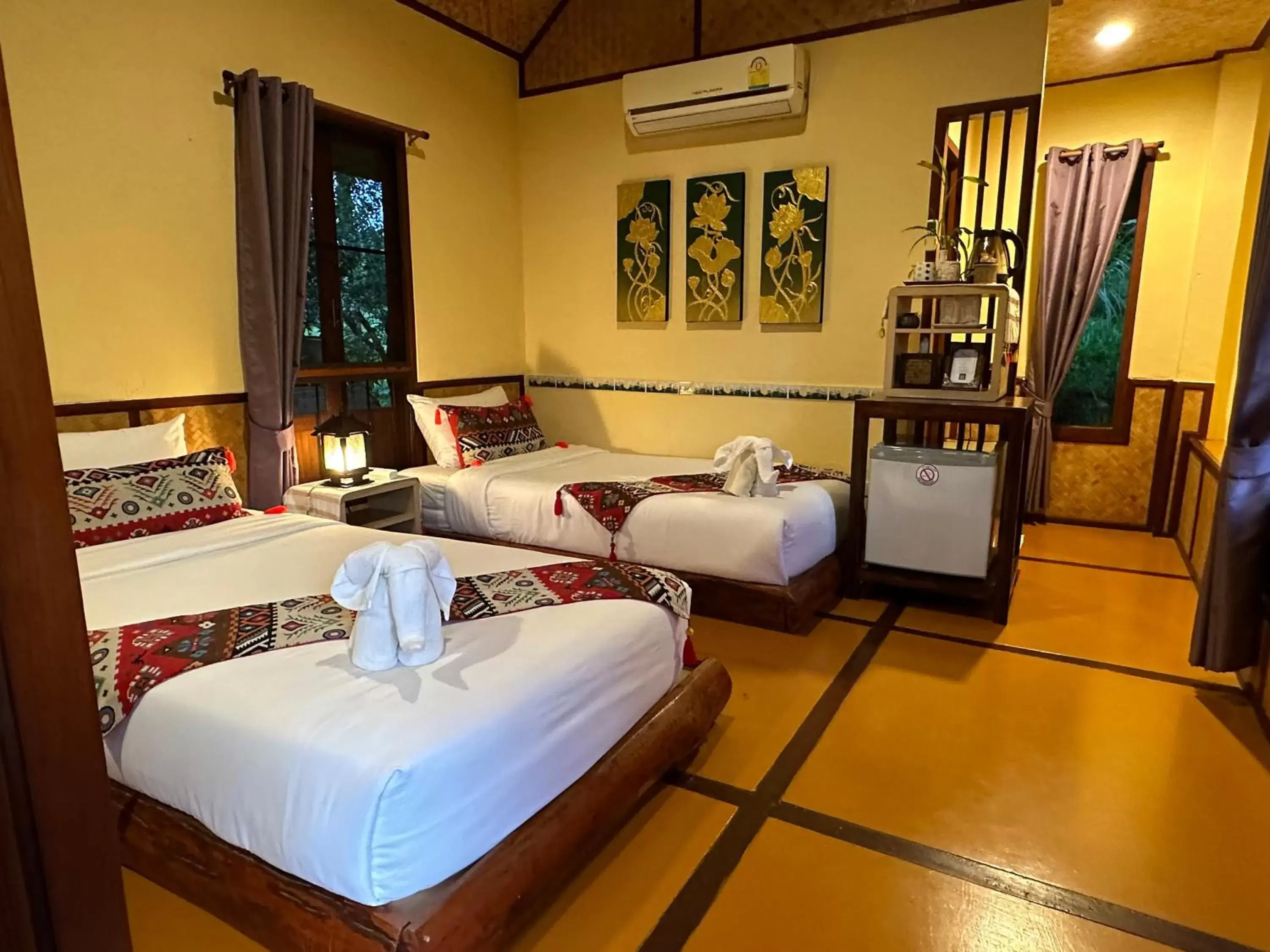 Bed in Pura Vida Pai Resort