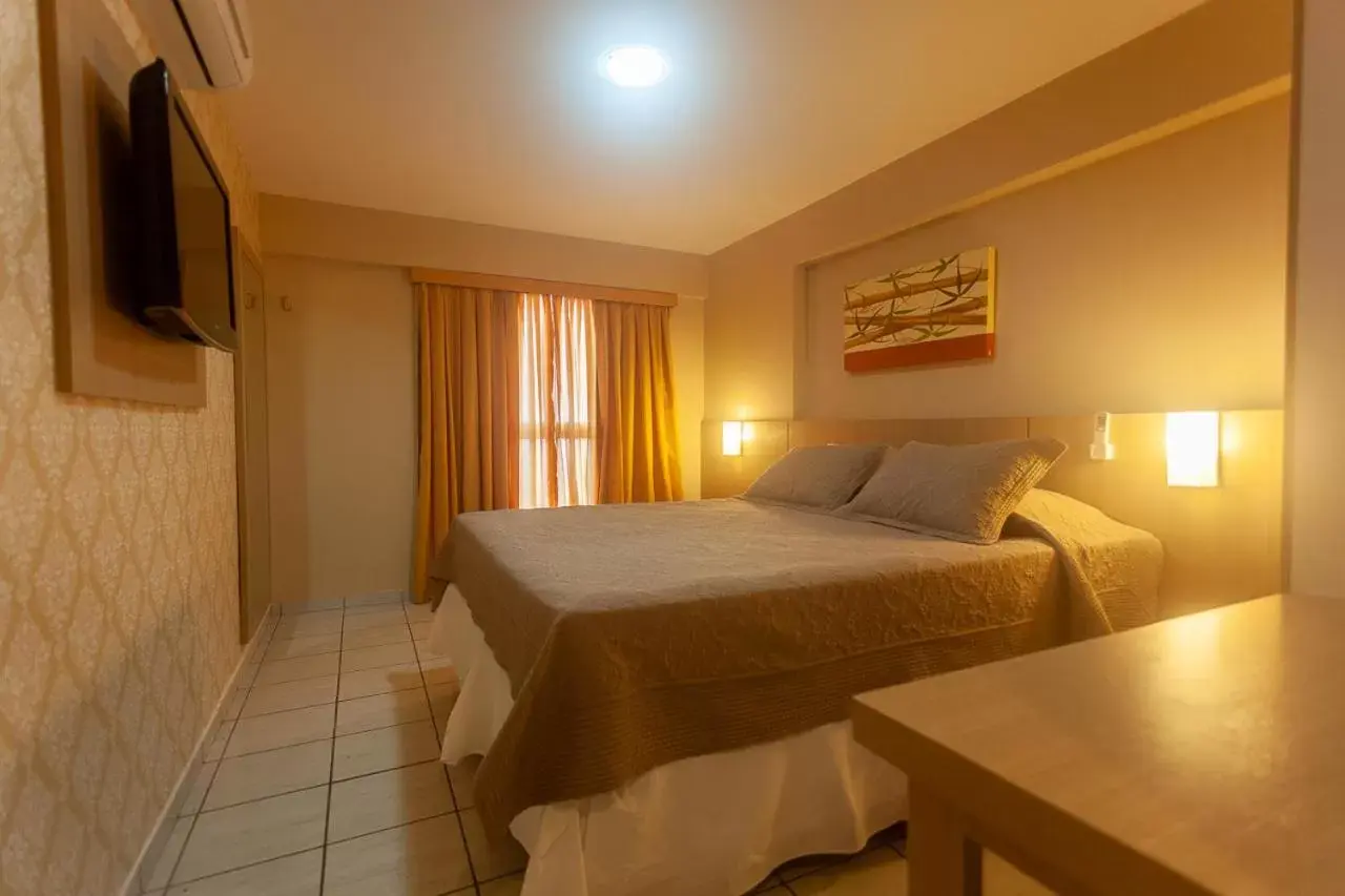 Photo of the whole room, Bed in Paradise Flat Photo of the whole room, Bed in Paradise Flat