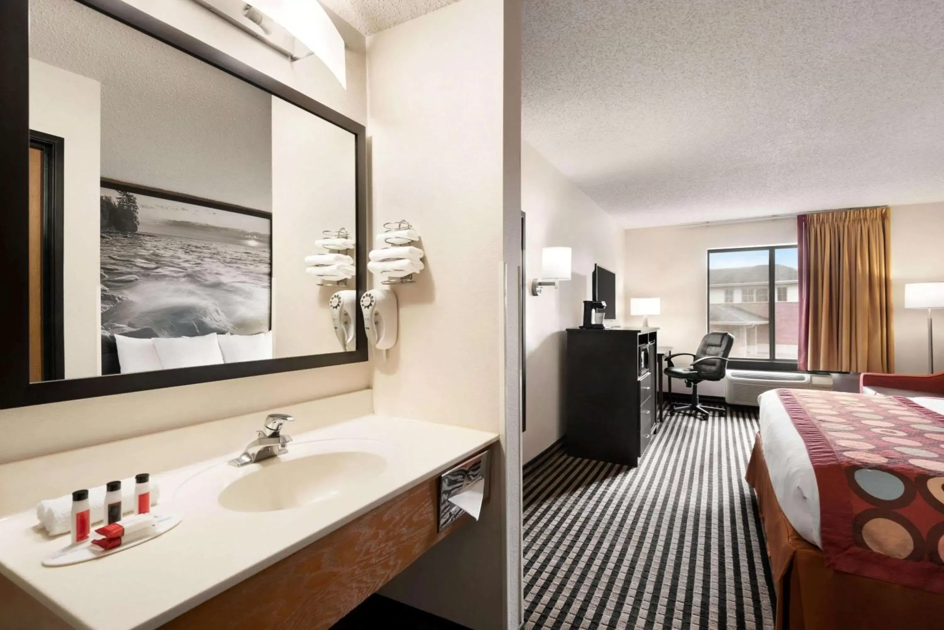 Photo of the whole room, Bathroom in Super 8 by Wyndham Wausau