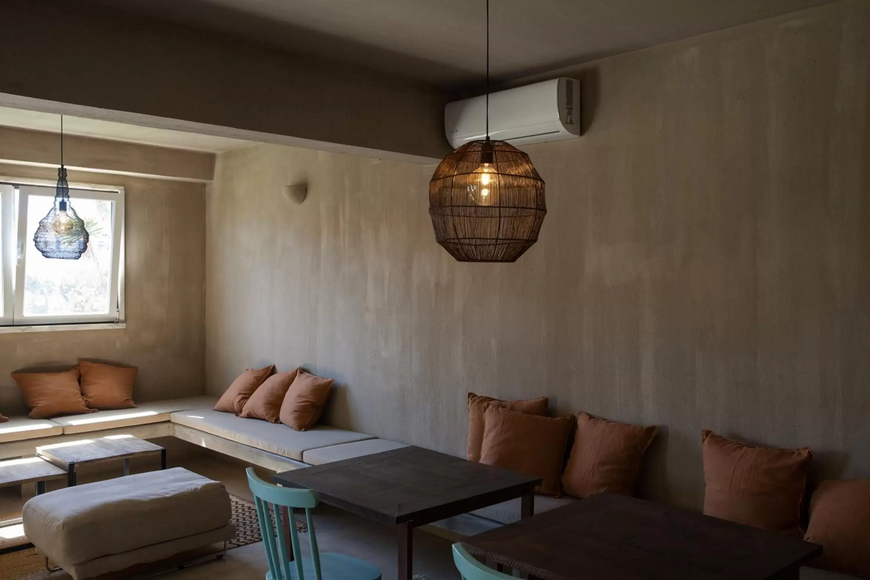 Living room, Seating Area in Azenhas do Mar Valley House