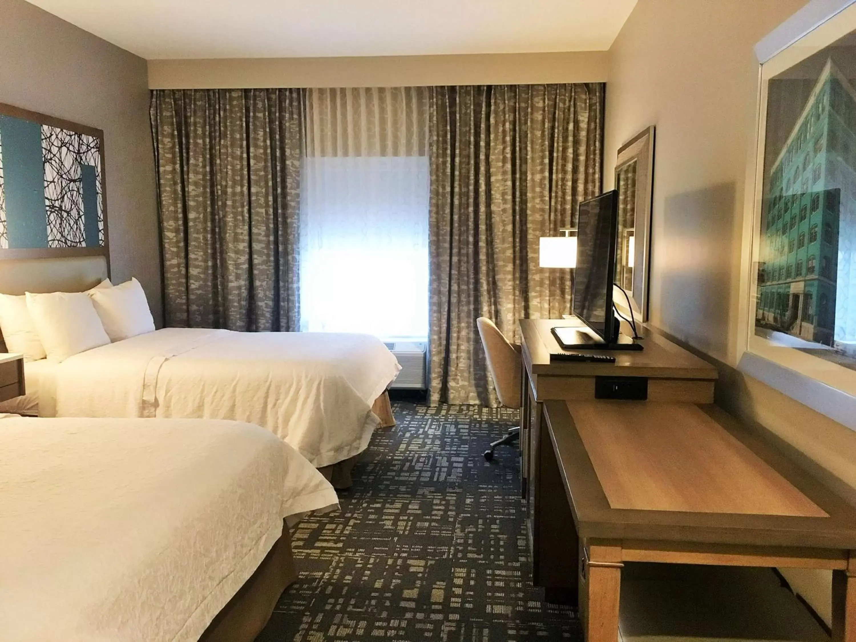 Bedroom in Hampton Inn & Suites Dallas-The Colony