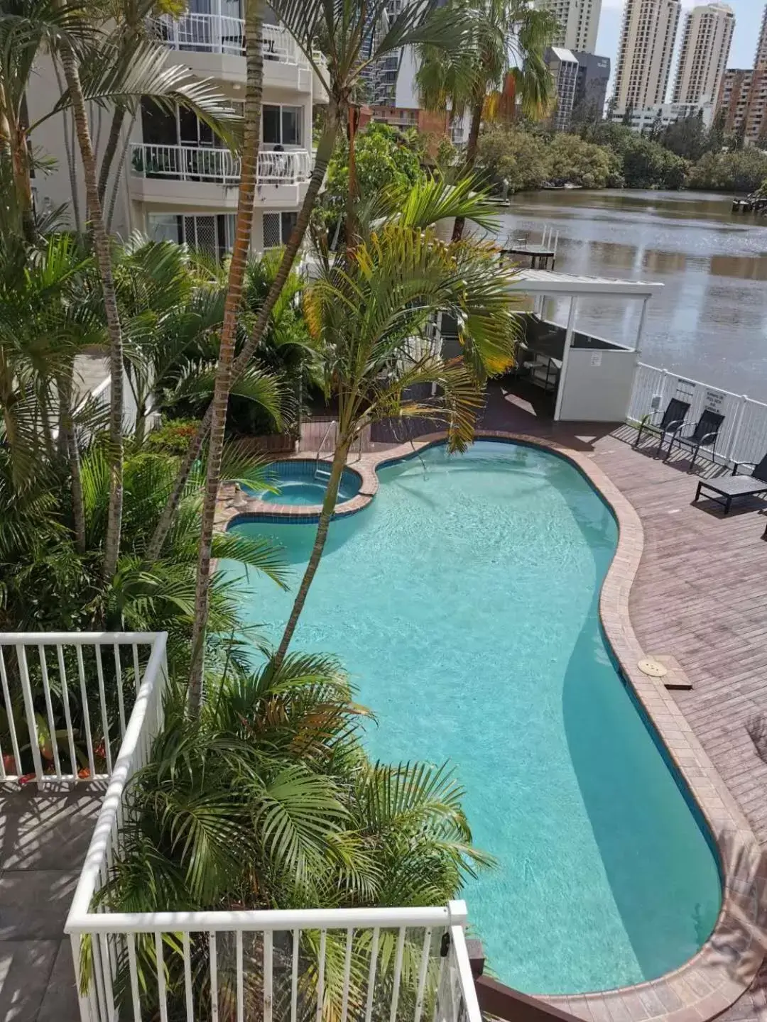 Pool View in Surfers Del Rey