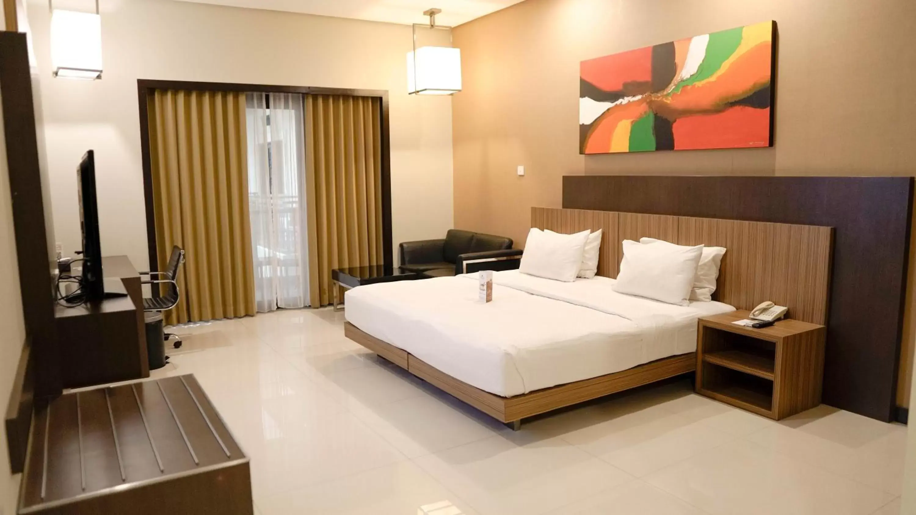 Bed in Savana Hotel & Convention Malang