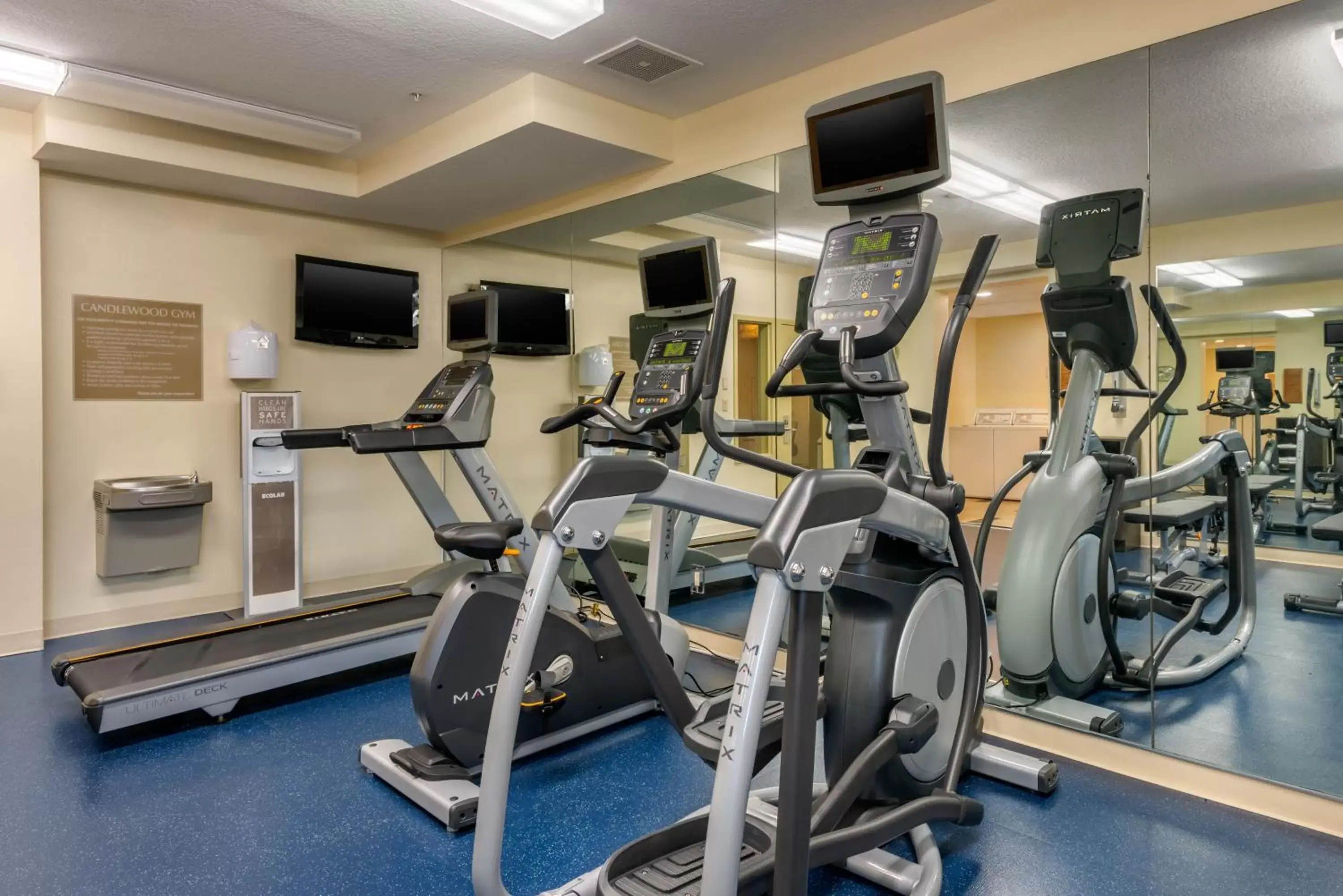 Spa and wellness centre/facilities, Fitness Center/Facilities in Candlewood Suites Fort Myers/Sanibel Gateway, an IHG Hotel