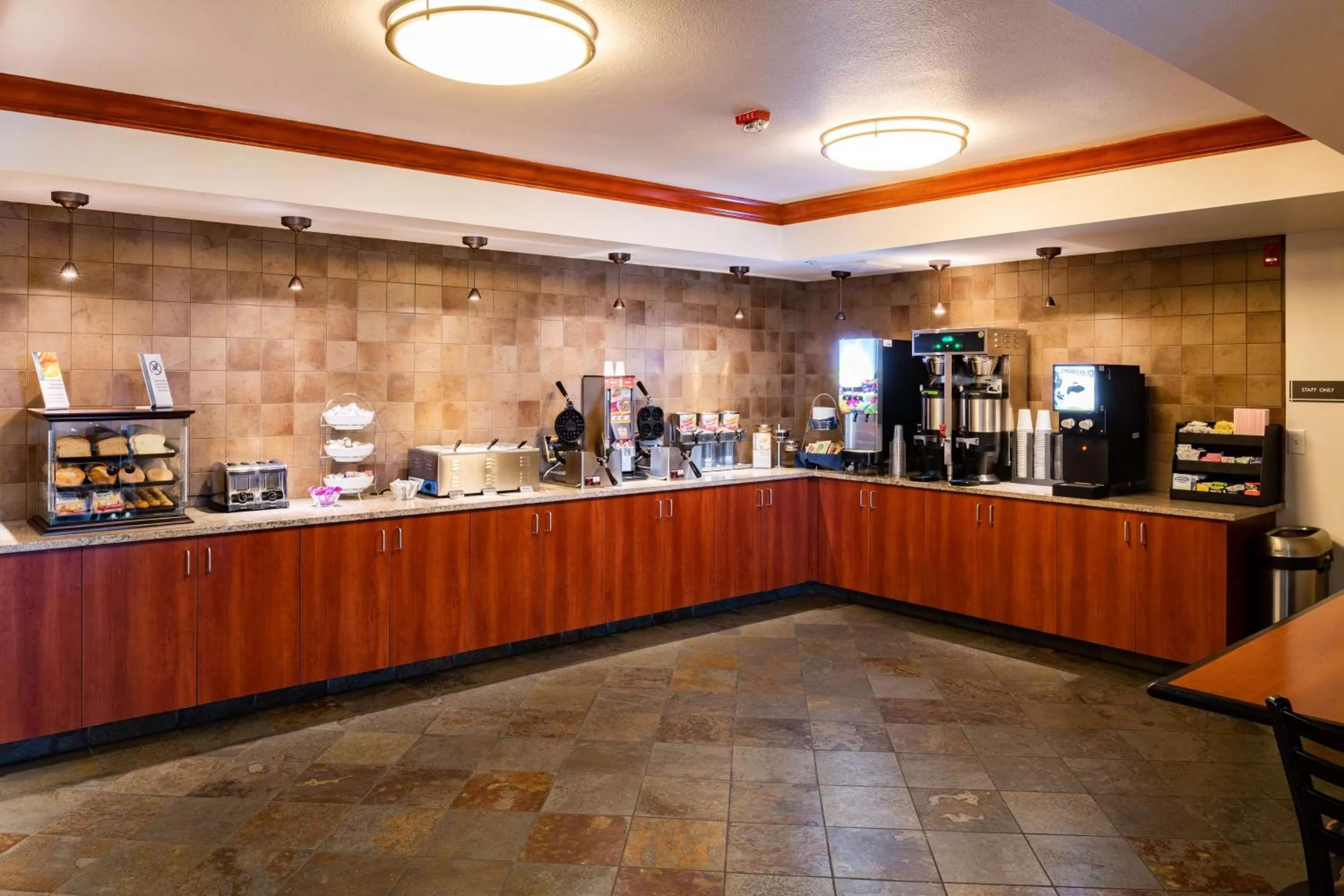 Restaurant/places to eat in Best Western Vista Inn at the Airport