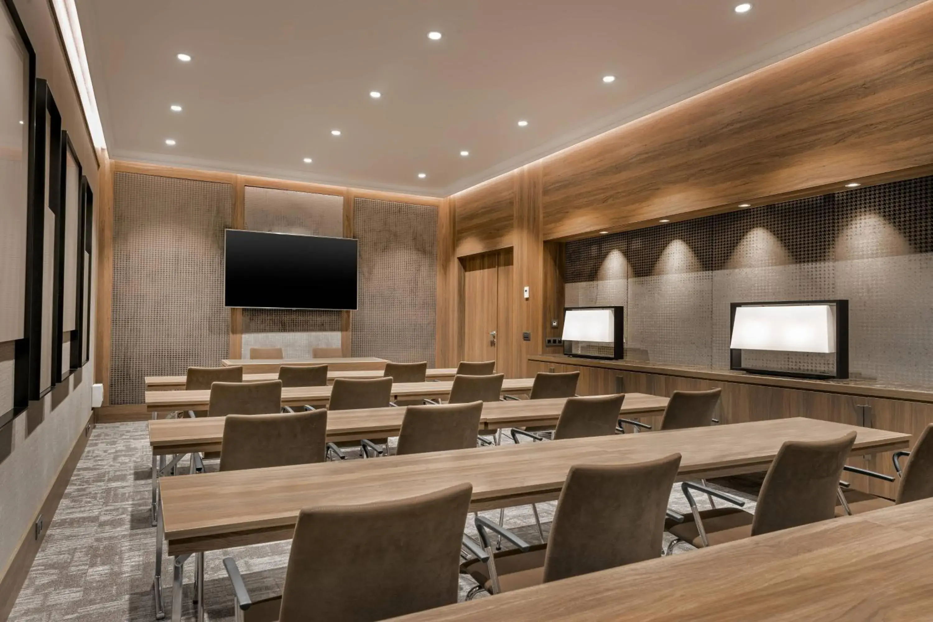 Meeting/conference room in Círculo Gran Vía, Autograph Collection (Adults Only)