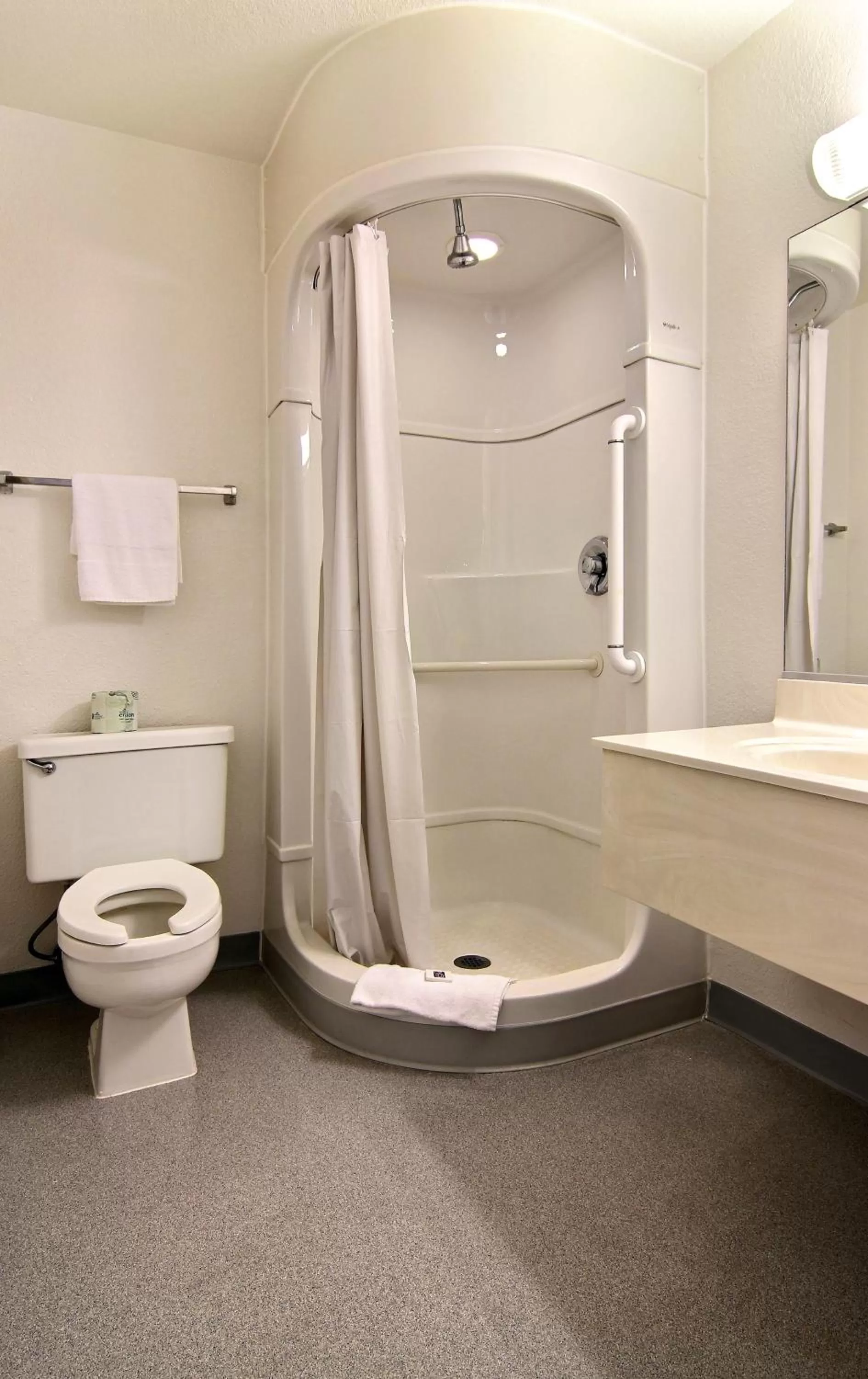 Shower in Motel 6-Tucumcari, NM