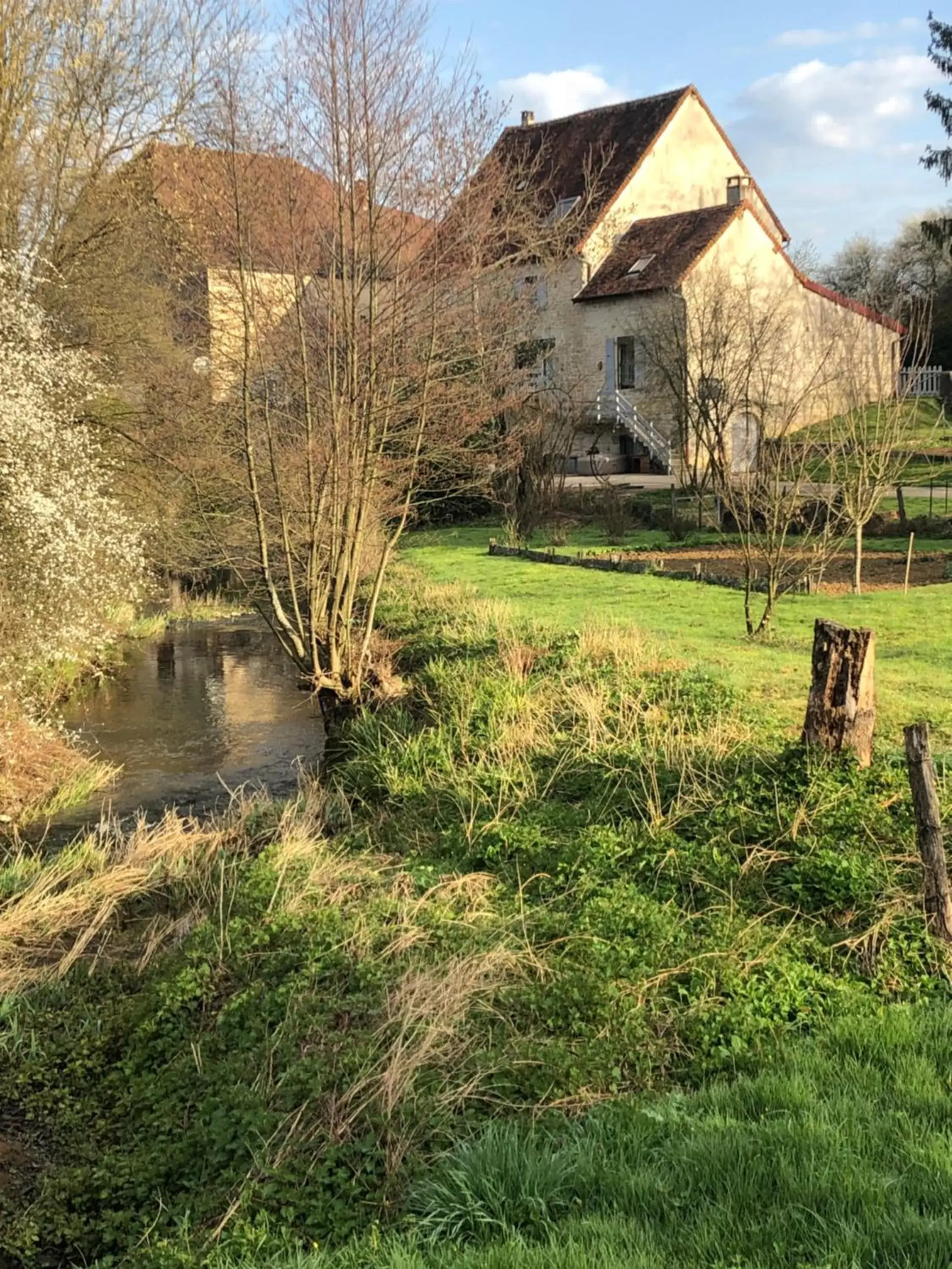 Au lavoir du Serein "Les Écureuils"