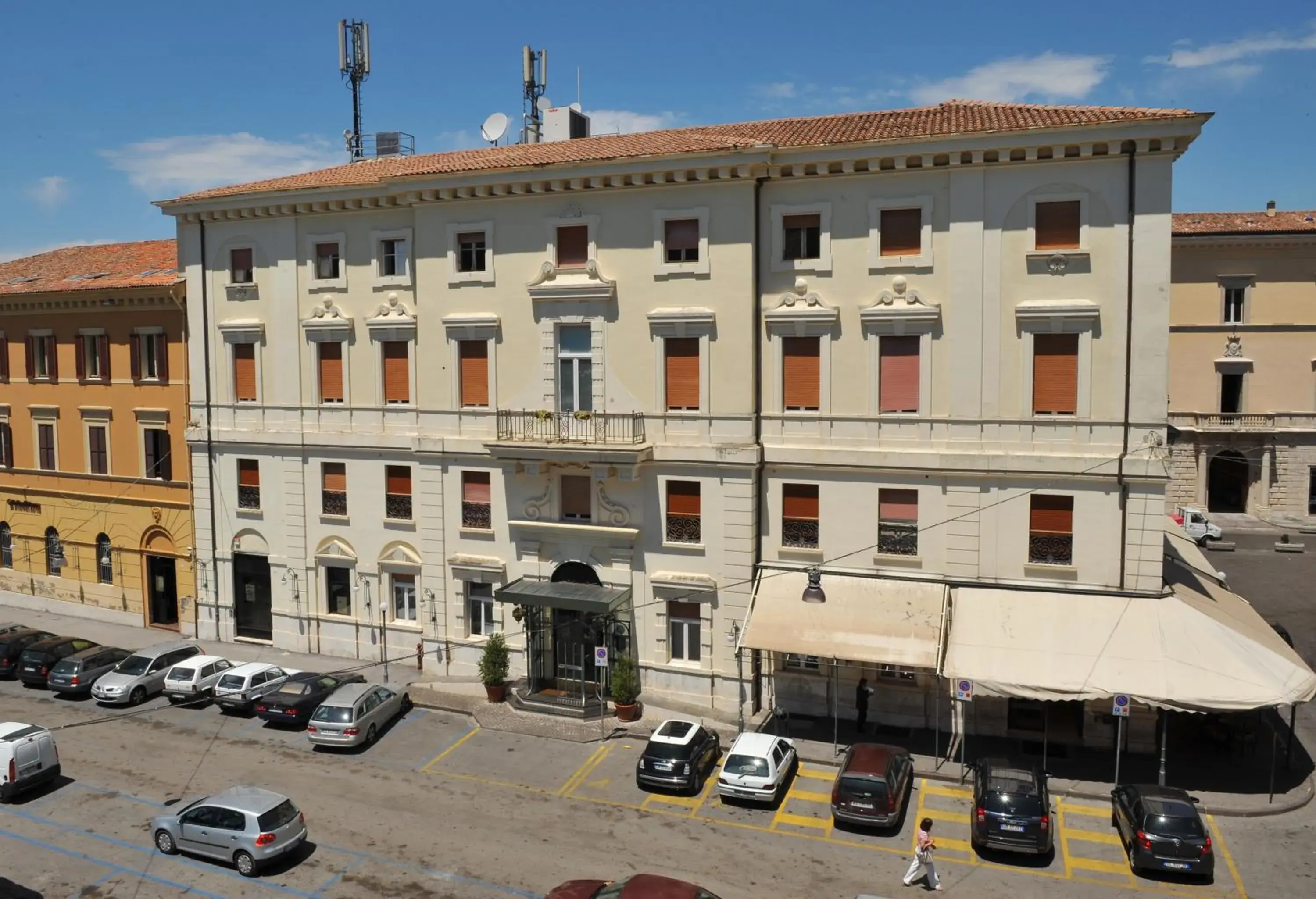 Property building in Grande Albergo Quattro Stagioni Property building in Grande Albergo Quattro Stagioni