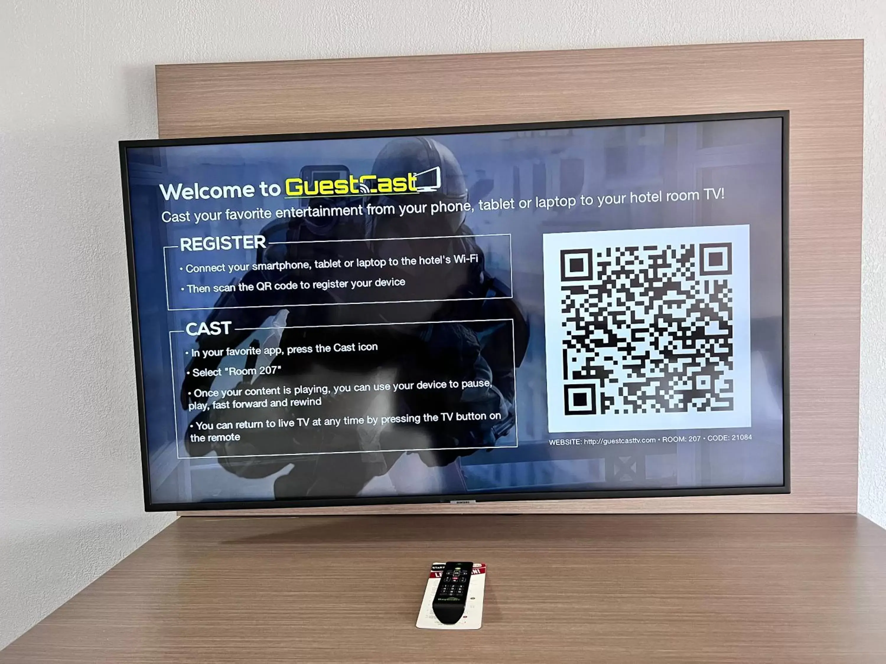 Standard King Room - Non Smoking in Clarion Pointe on the Lake Clarksville - South Hill West Standard King Room - Non Smoking in Clarion Pointe on the Lake Clarksville - South Hill West