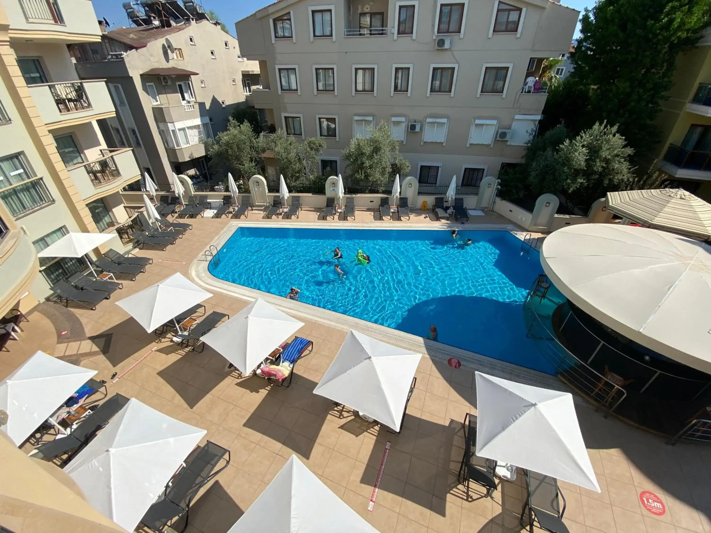 Swimming pool, Pool View in Club Karakas Apart Otel