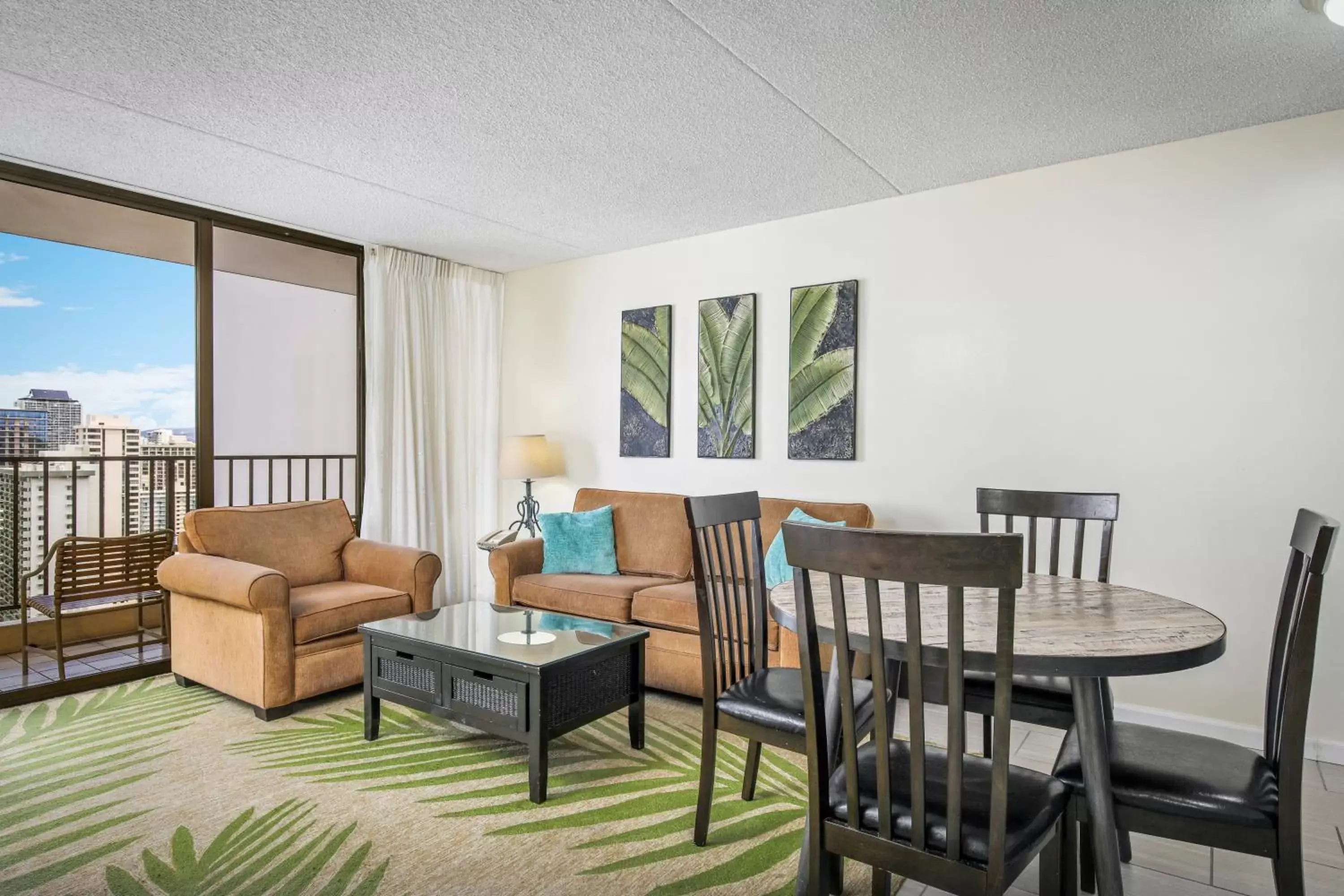 Living room, Seating Area in Aston at the Waikiki Banyan