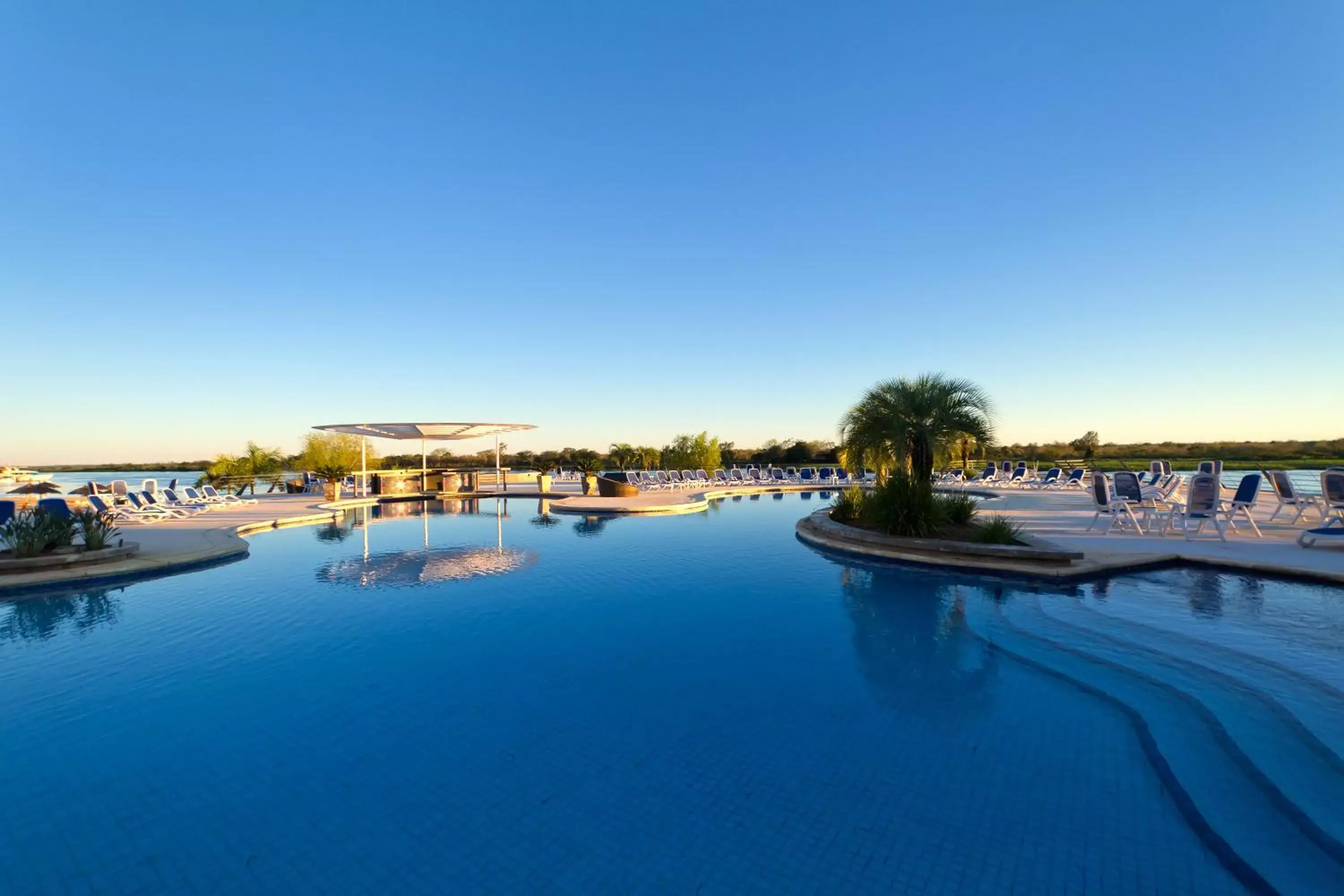 Swimming Pool in Resort Yacht Y Golf Club Paraguayo