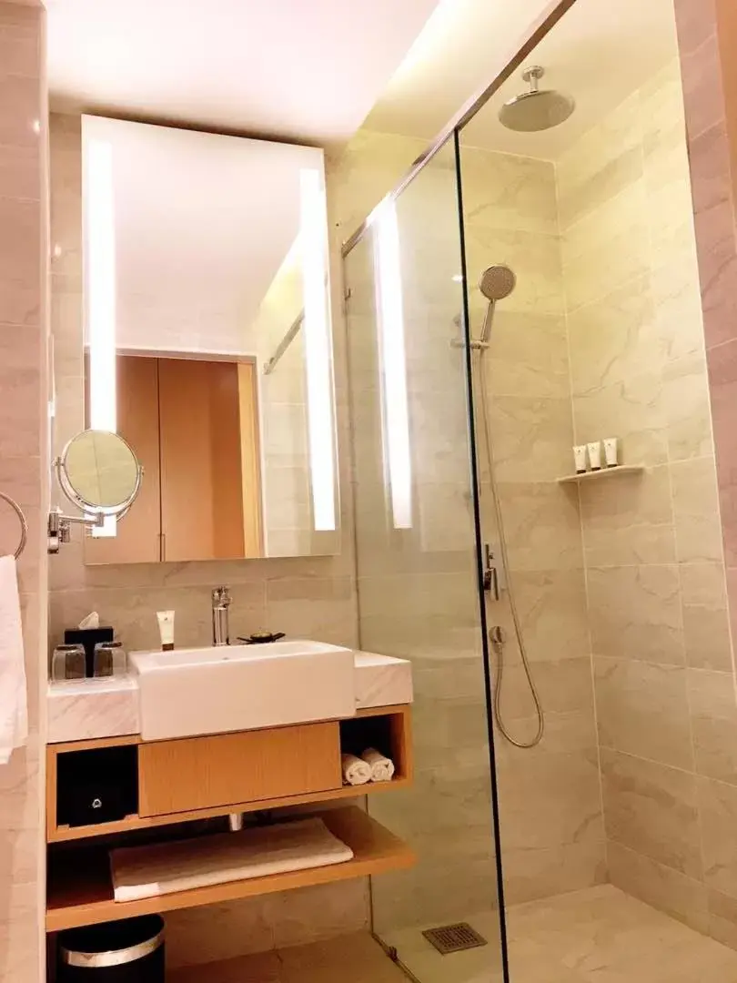Bathroom in Impiana Hotel Senai