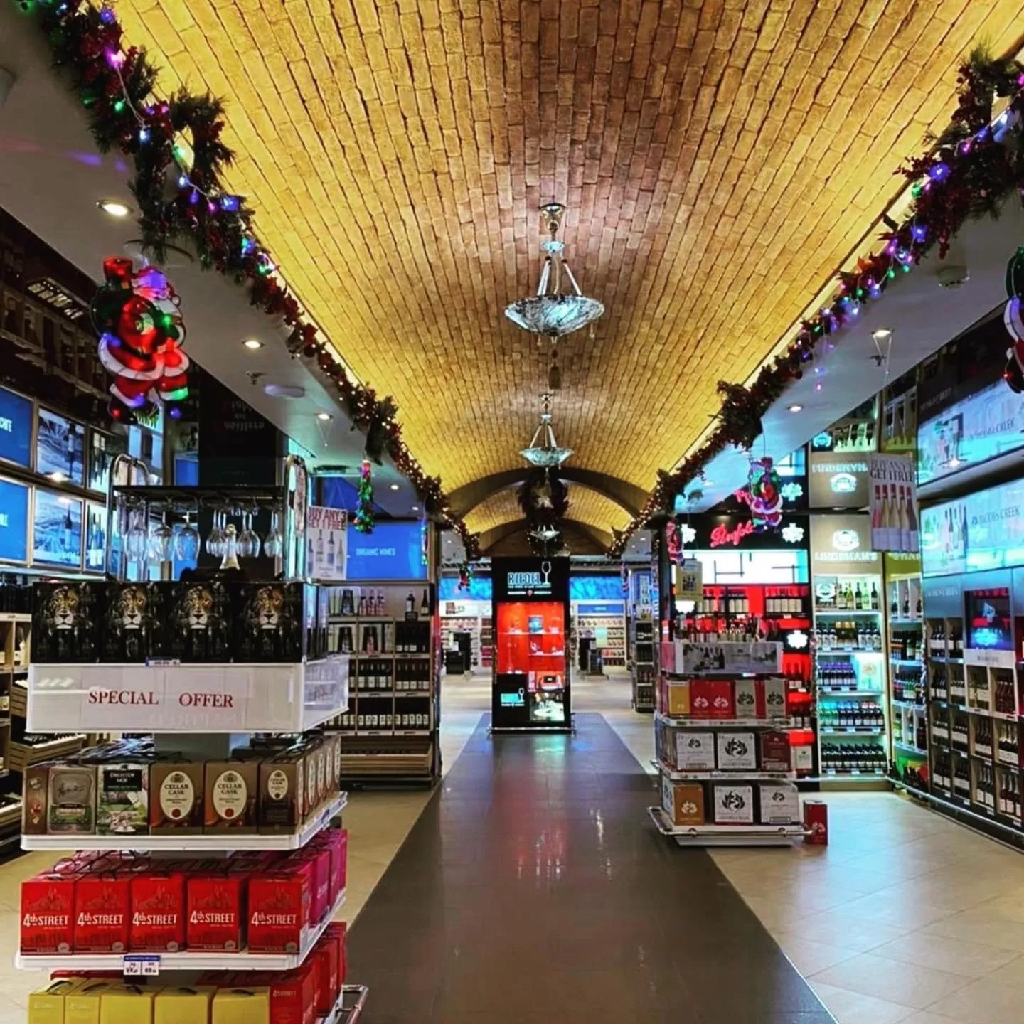 Alcoholic drinks in Barracuda Resort