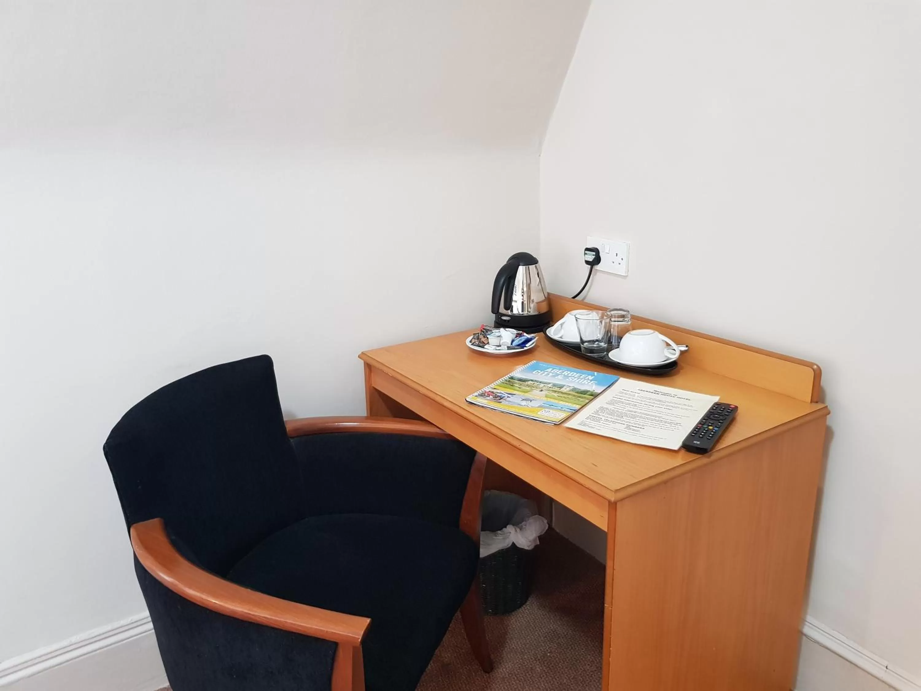 Coffee/tea facilities in Aberdeen House
