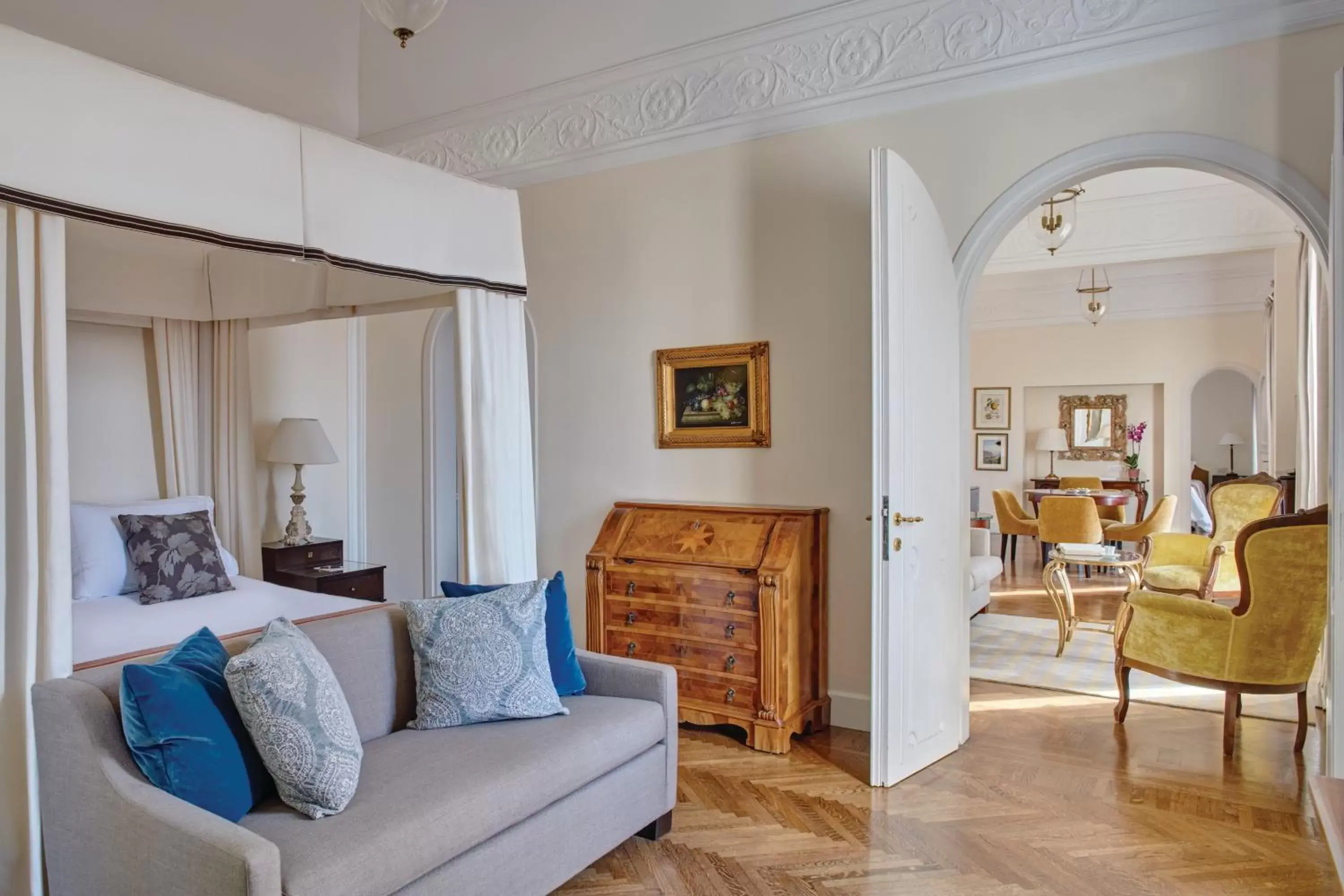 Bedroom, Seating Area in Grand Hotel Timeo, A Belmond Hotel, Taormina