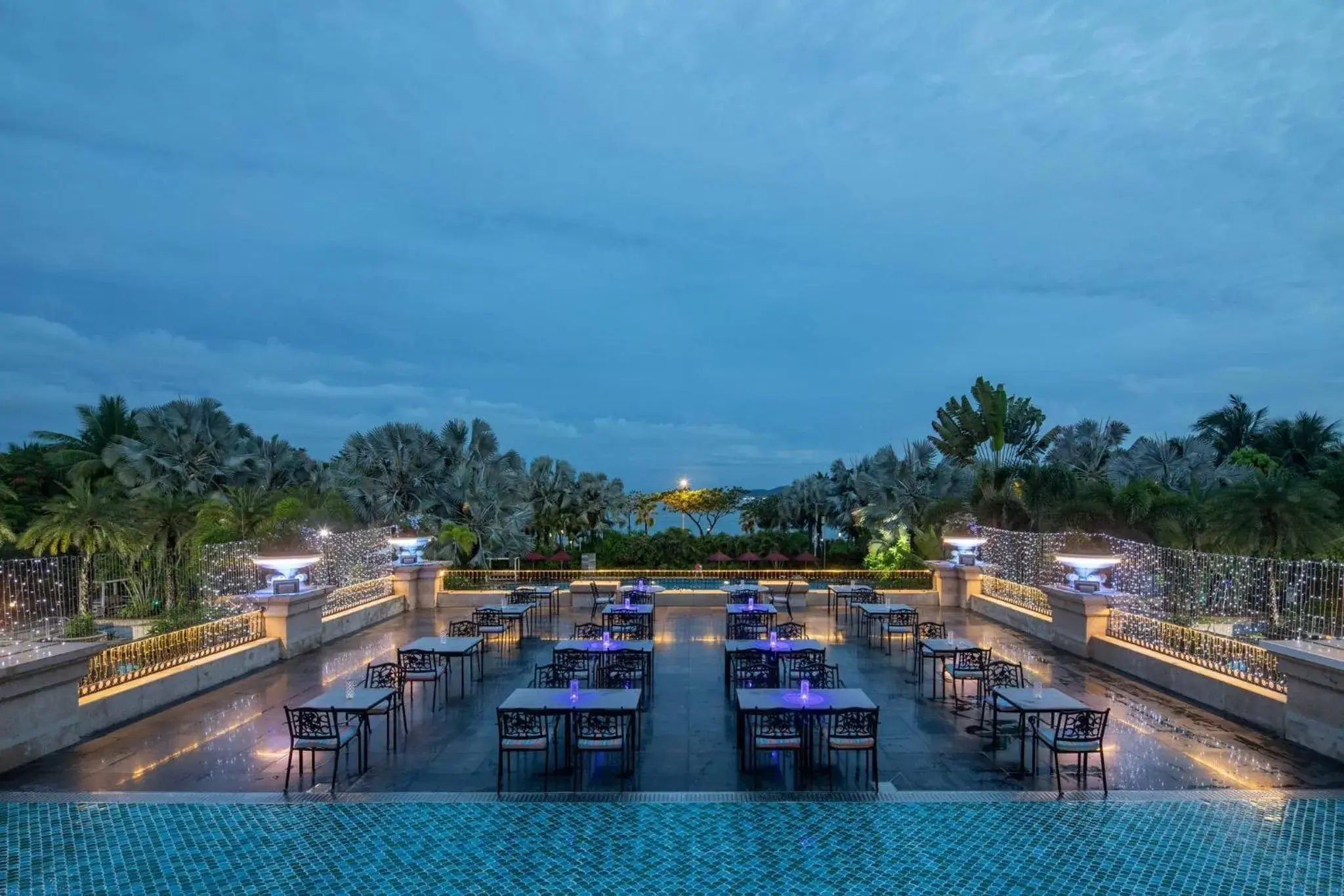 Nearby landmark, Swimming Pool in Crowne Plaza Resort Sanya Bay, an IHG Hotel