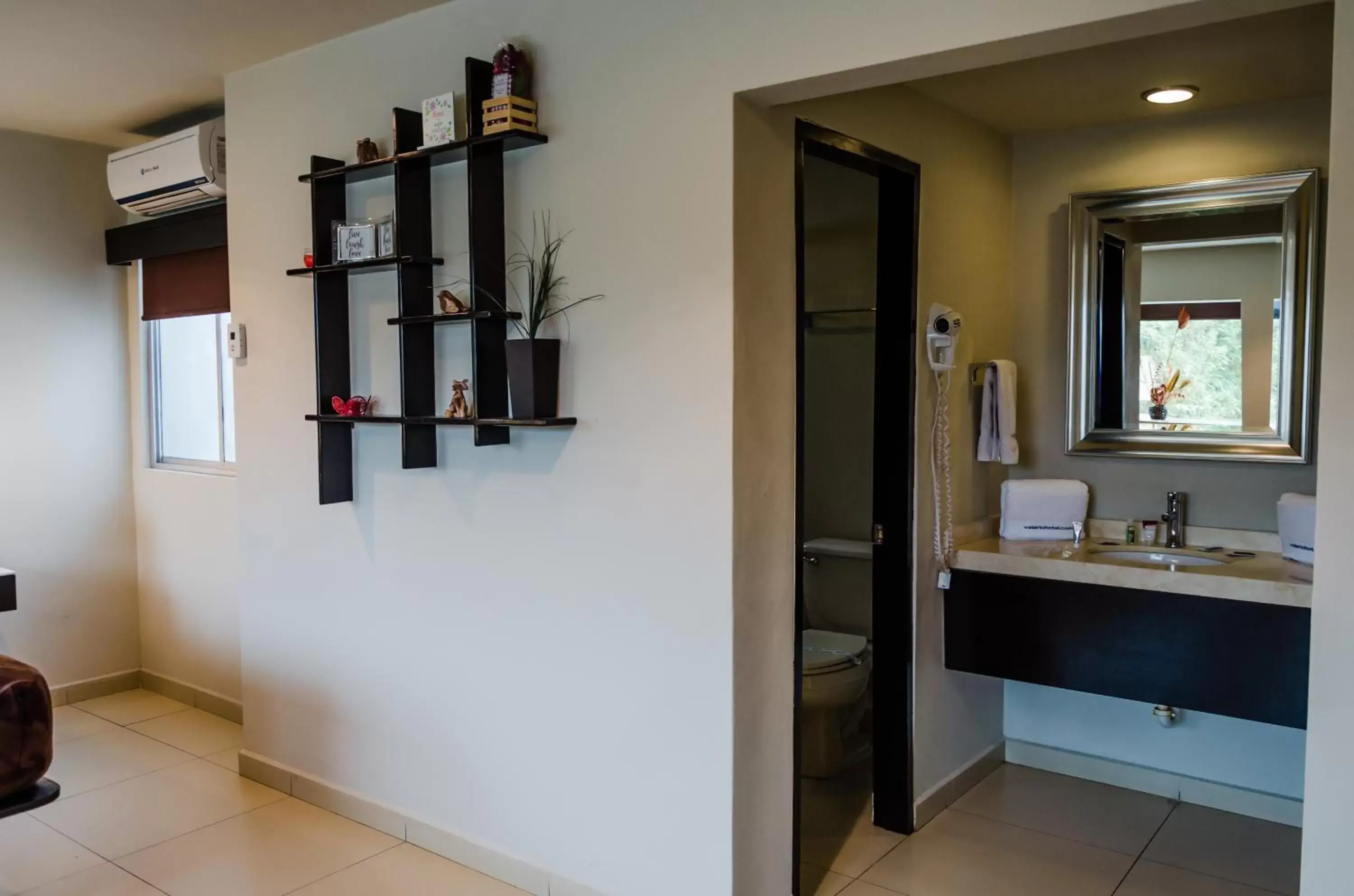 Decorative detail, Bathroom in Hotel Velario