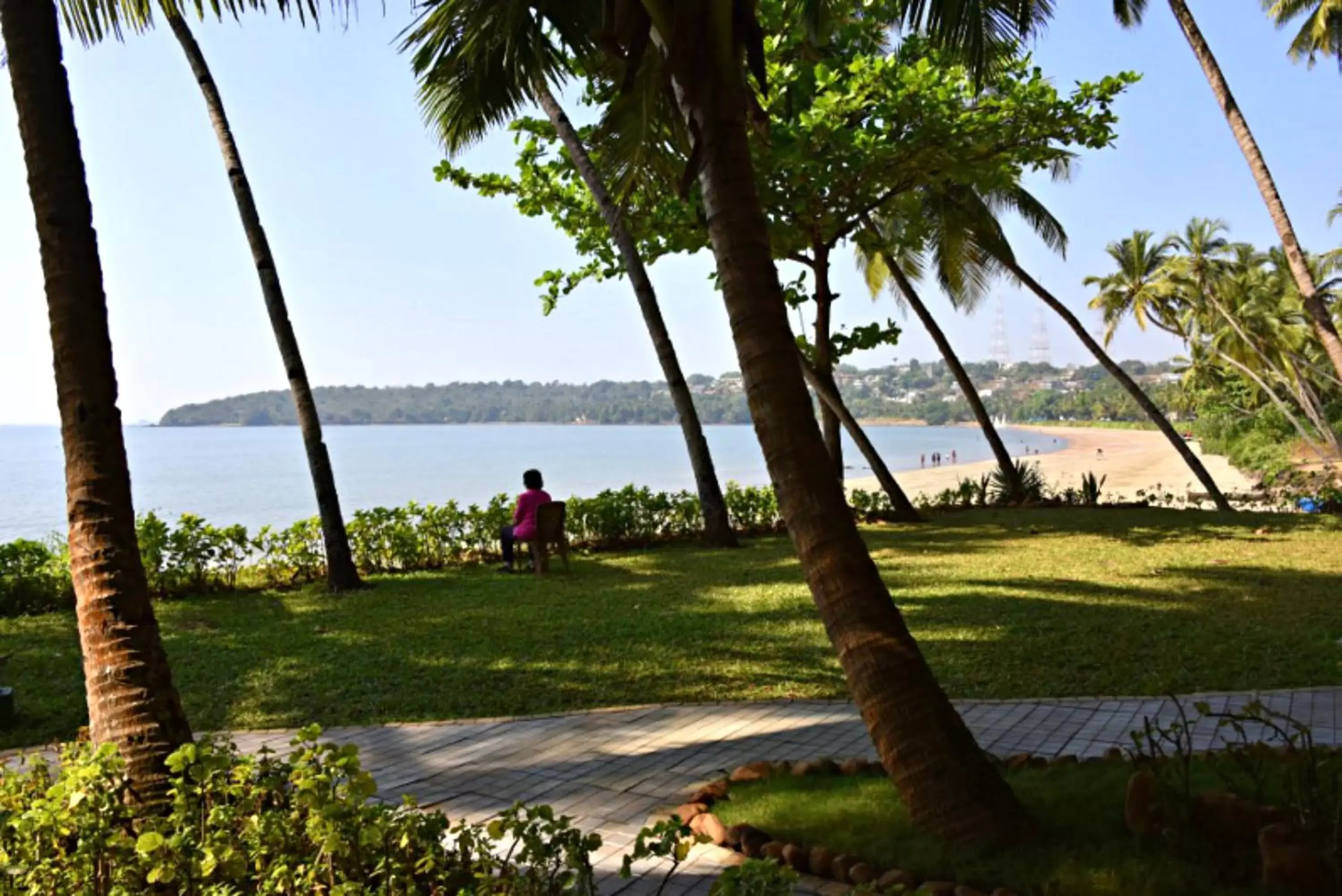 Garden in Bambolim Beach Resort