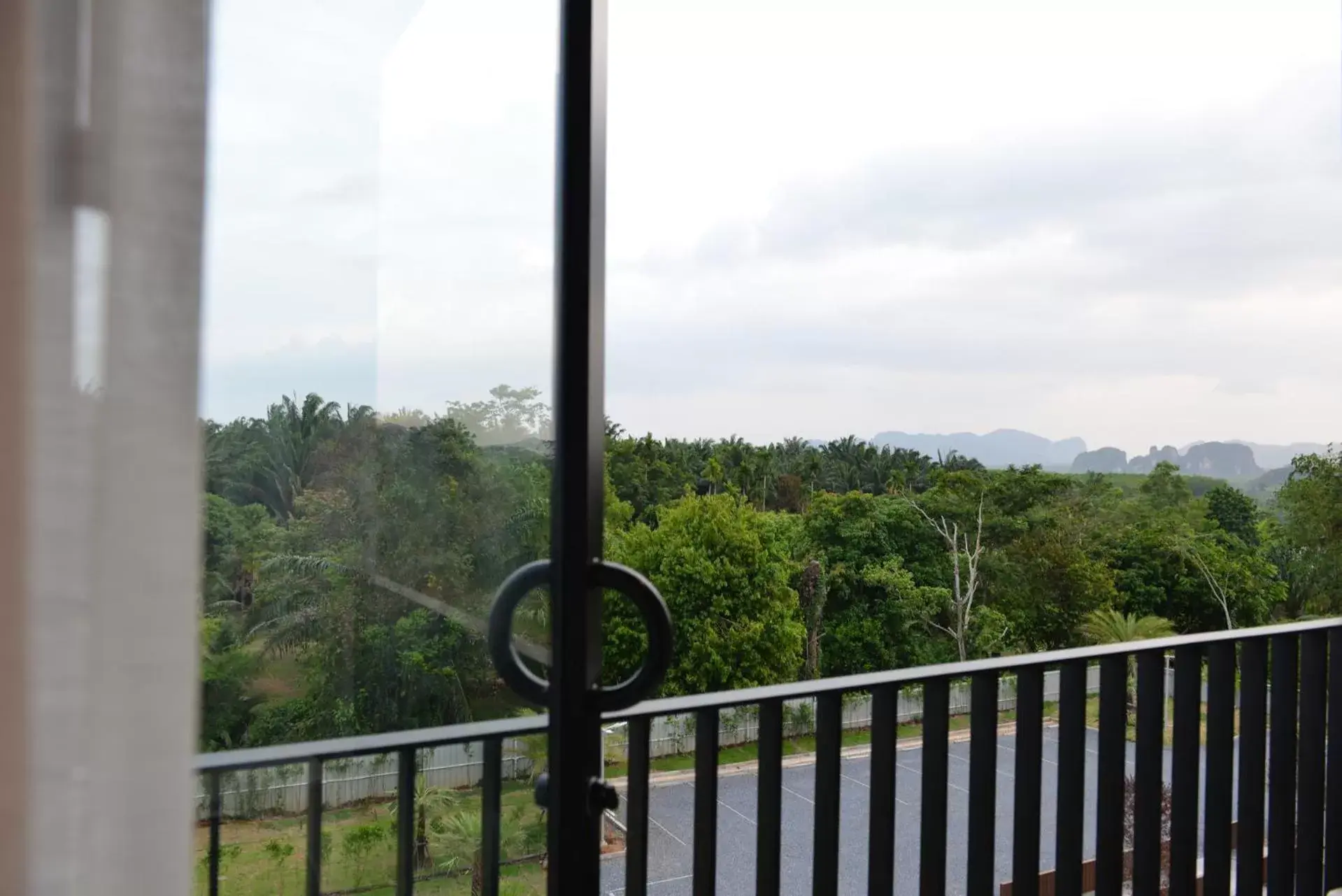 Balcony/Terrace in The Chill at Krabi Hotel